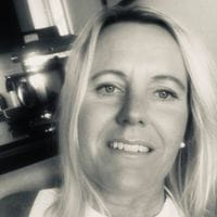 Elin Austarå