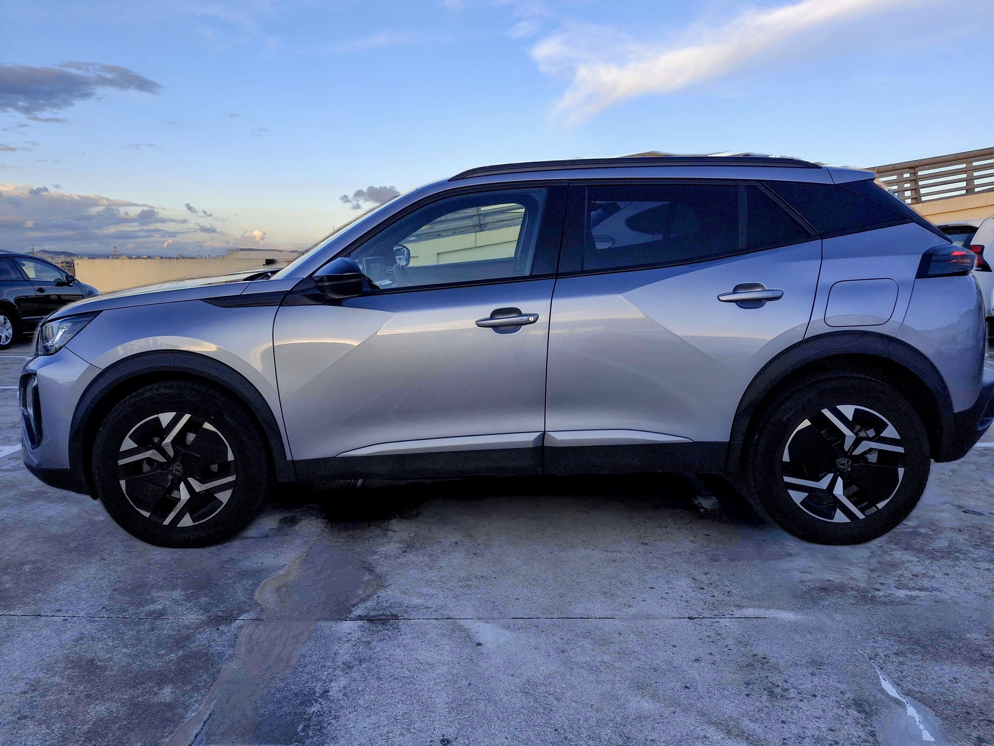 Peugeot 2008 Allure PureTech 100 S&S 6 Vel. MAN - 0863MRC con Aire acondicionado