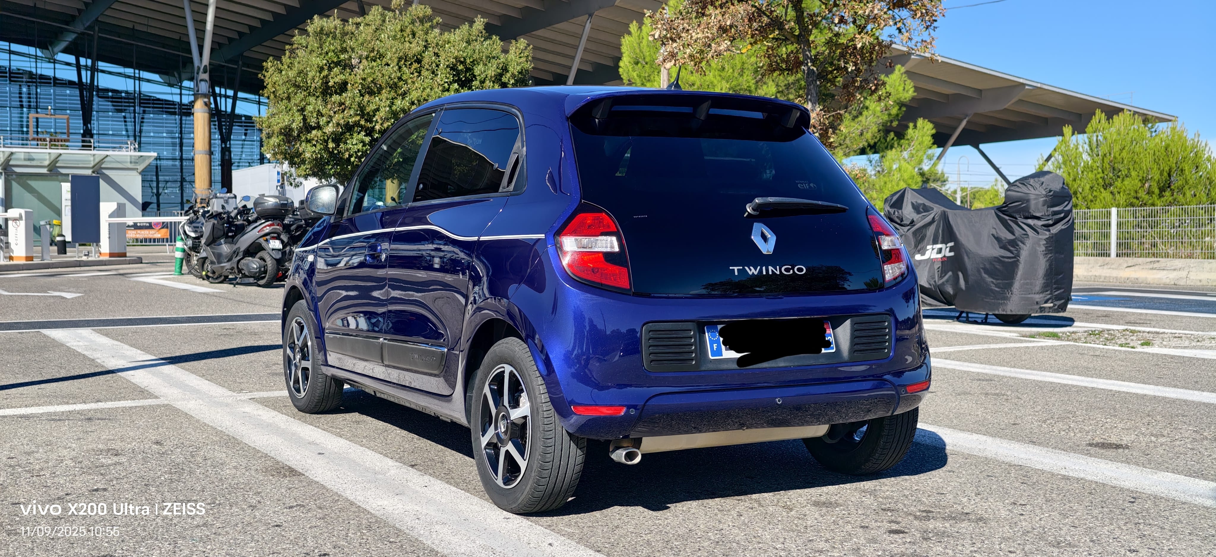 Renault Twingo III Gare Aix Tgv with Android Auto