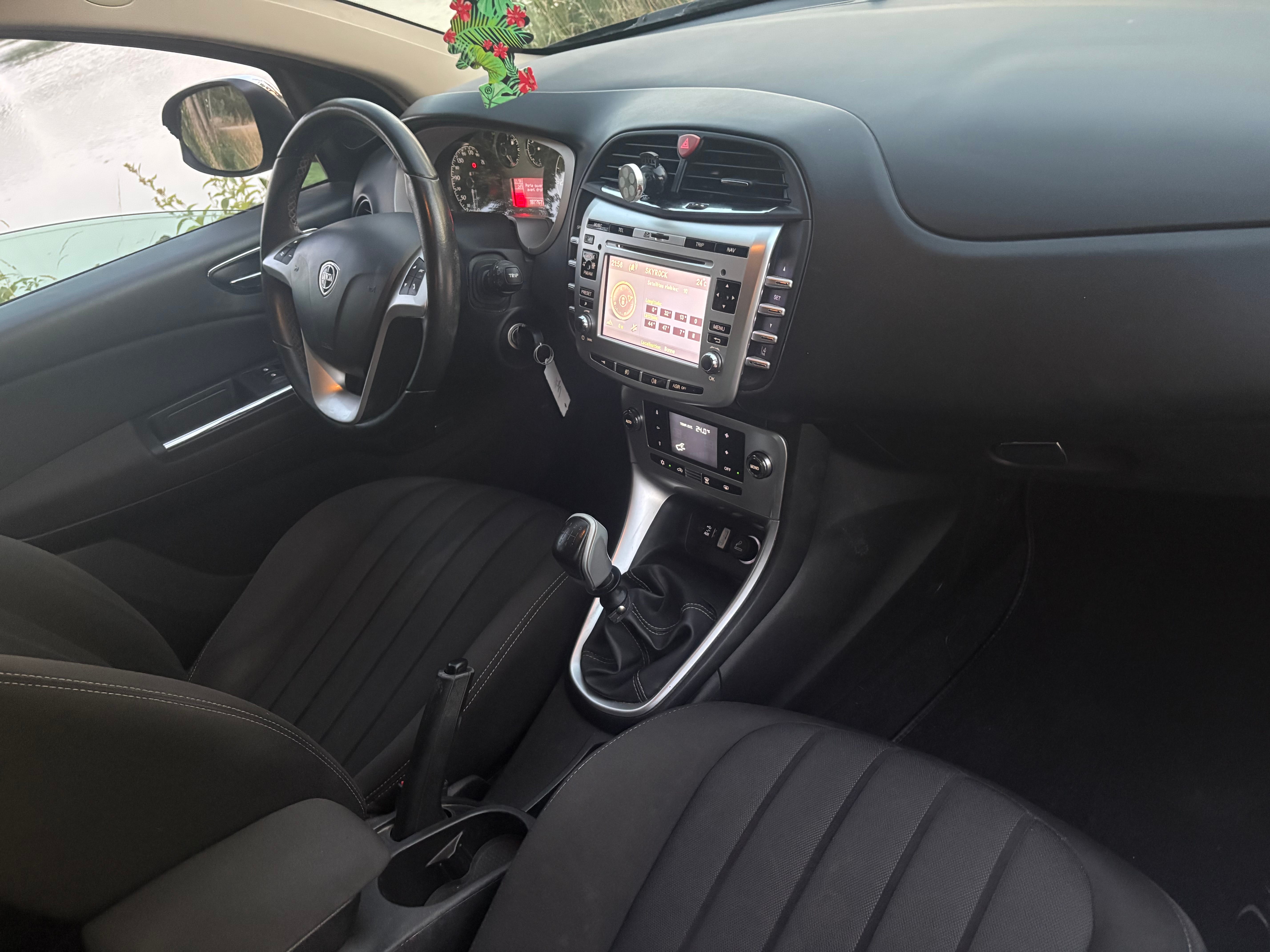 Lancia Delta met GPS