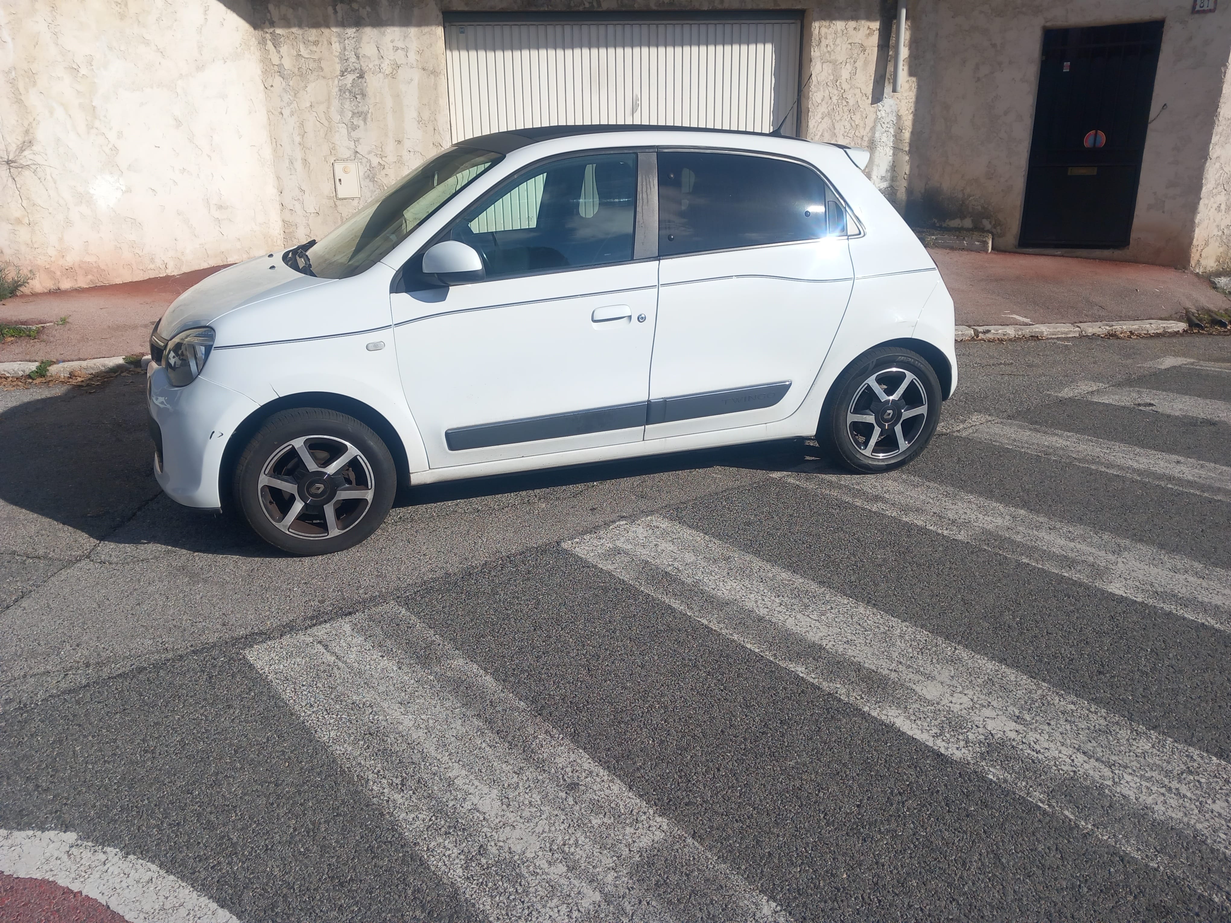 Renault Twingo III med Aircondition