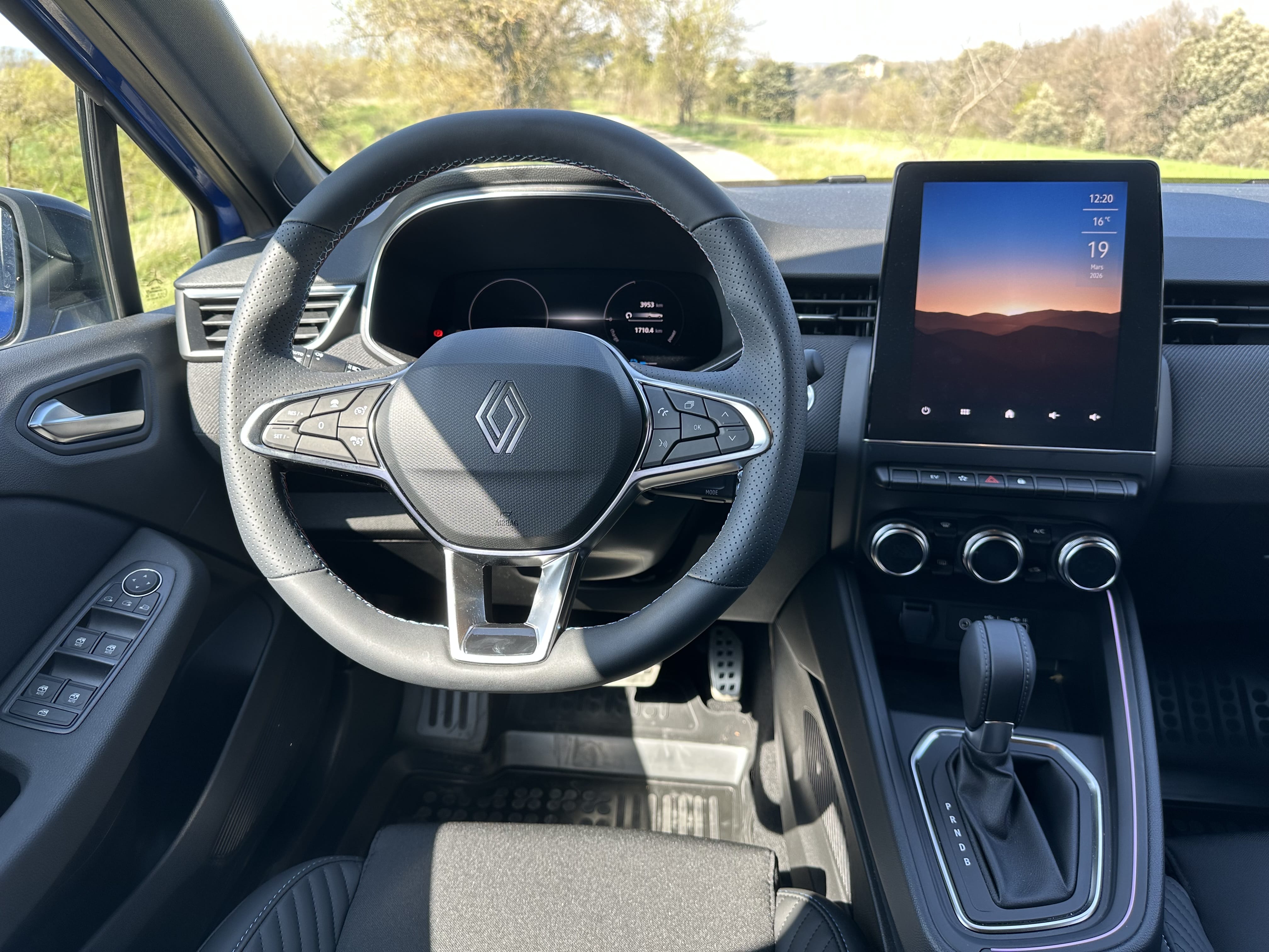 Renault Clio E-tech 145ch Esprit Alpine avec Audio Bluetooth