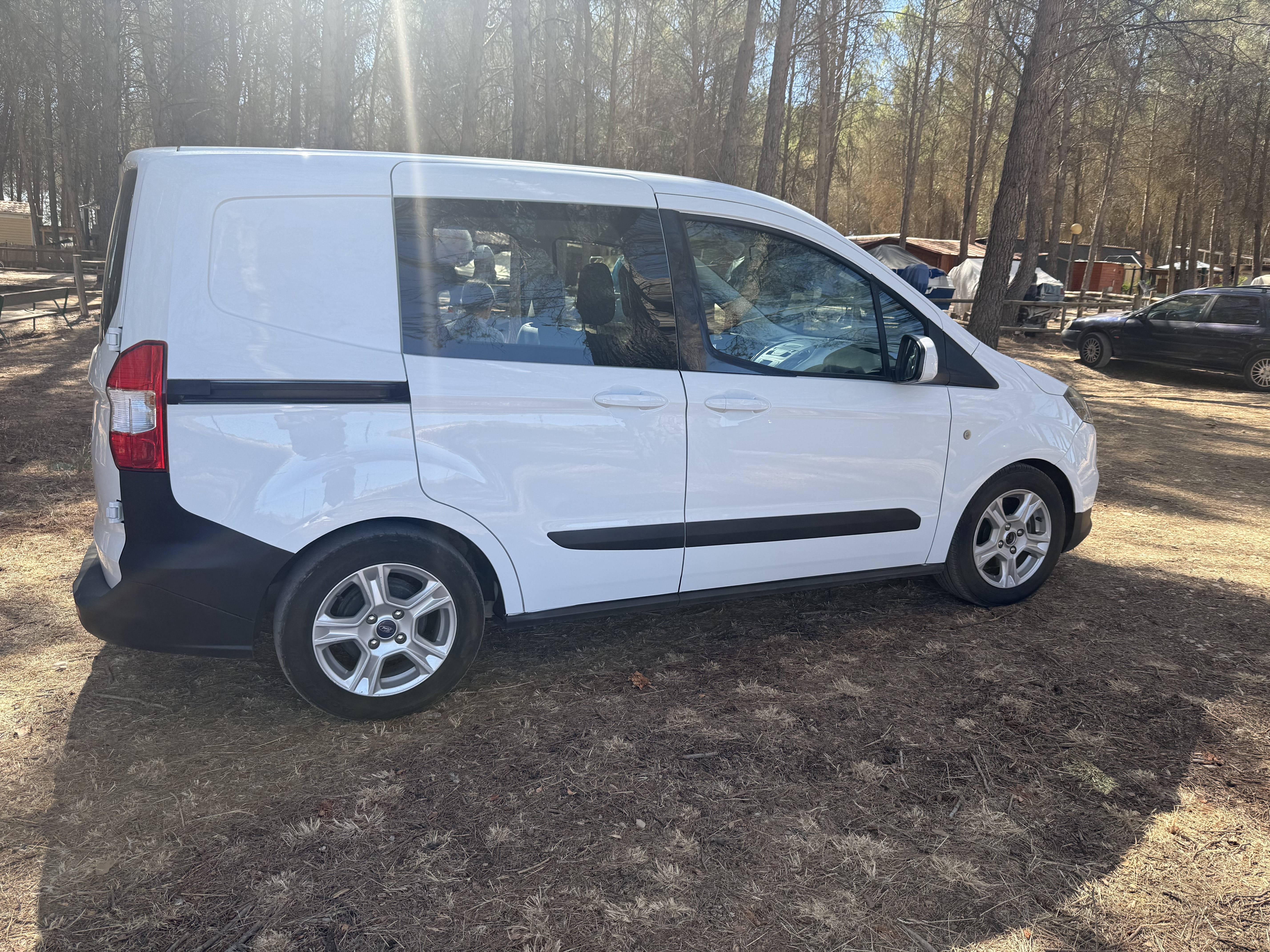 Ford Transit Courier Furgoneta