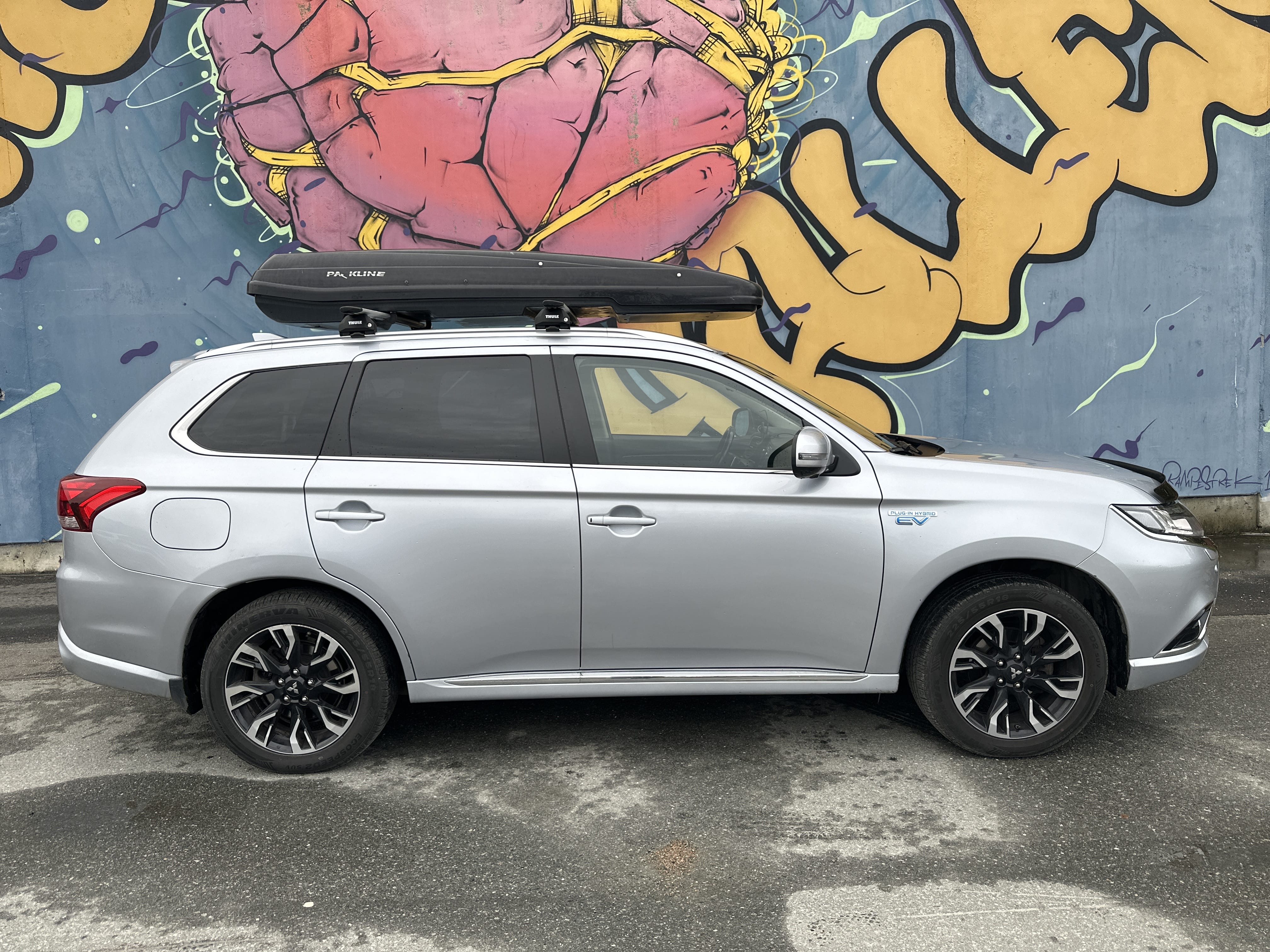 Mitsubishi Outlander Hybrid 2.0 med Aircondition