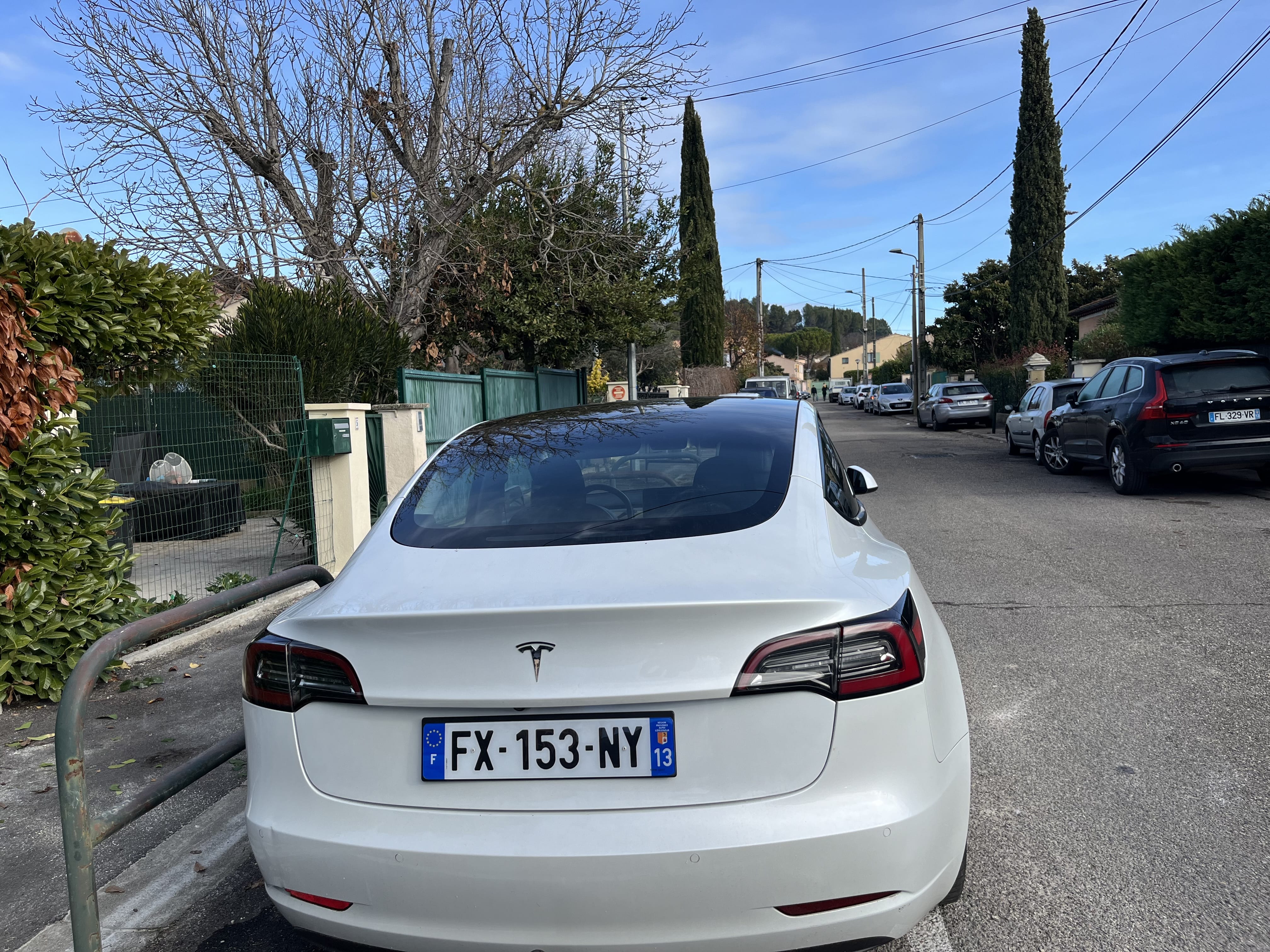 Tesla Model 3 Standard Range avec GPS