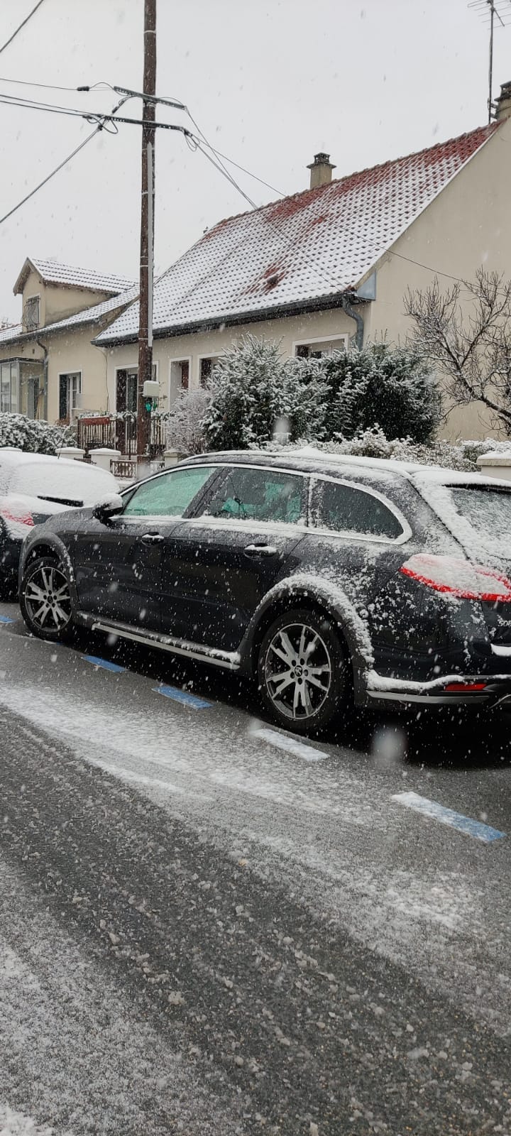 Peugeot 508 2.0 HDI HYBRIDE, 2013, Diesel / Électrique (hybride), automatique