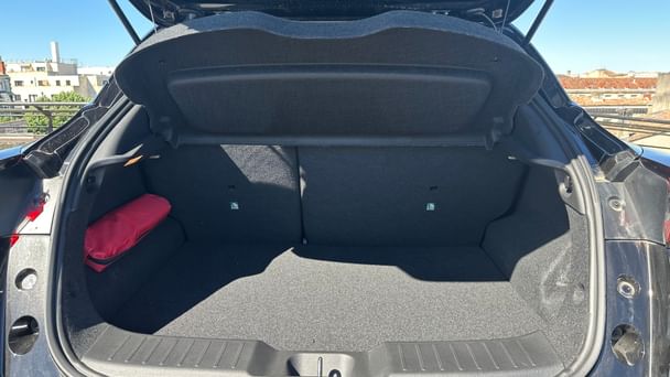 Nissan Juke N-Connecta Hybride - Blanc avec Audio Bluetooth