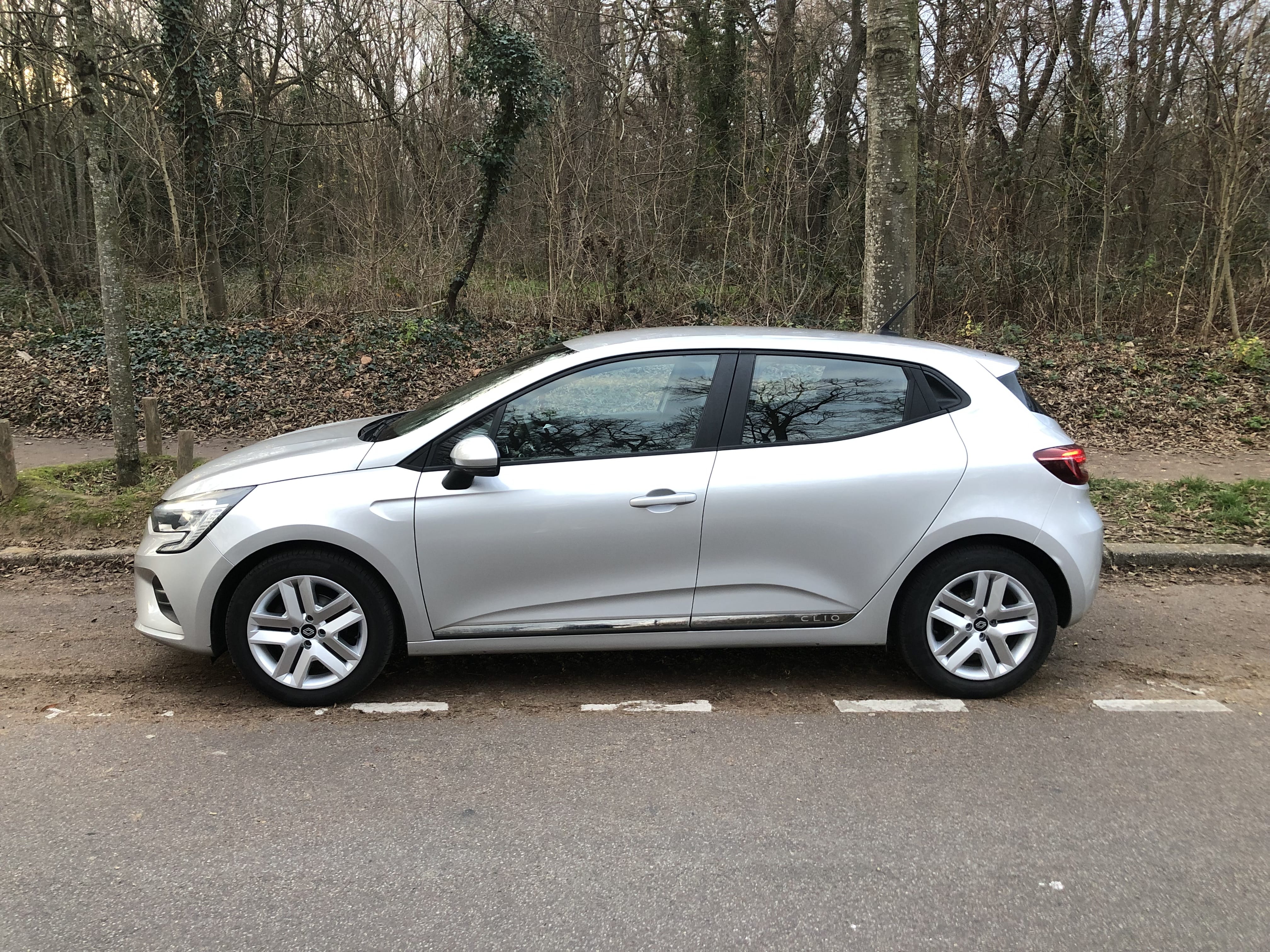 Renault Clio avec Climatisation