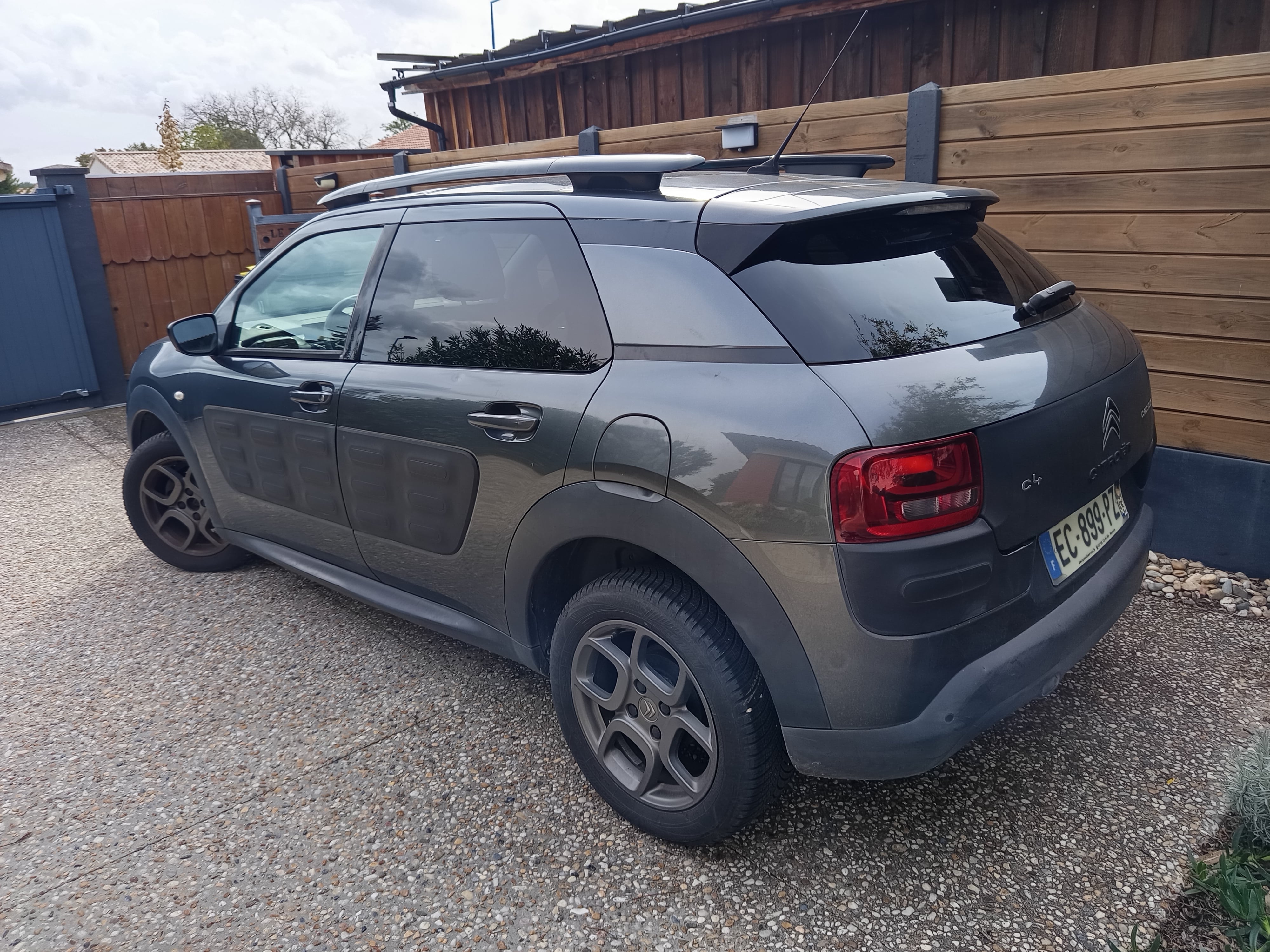 Citroen C4 Cactus avec GPS