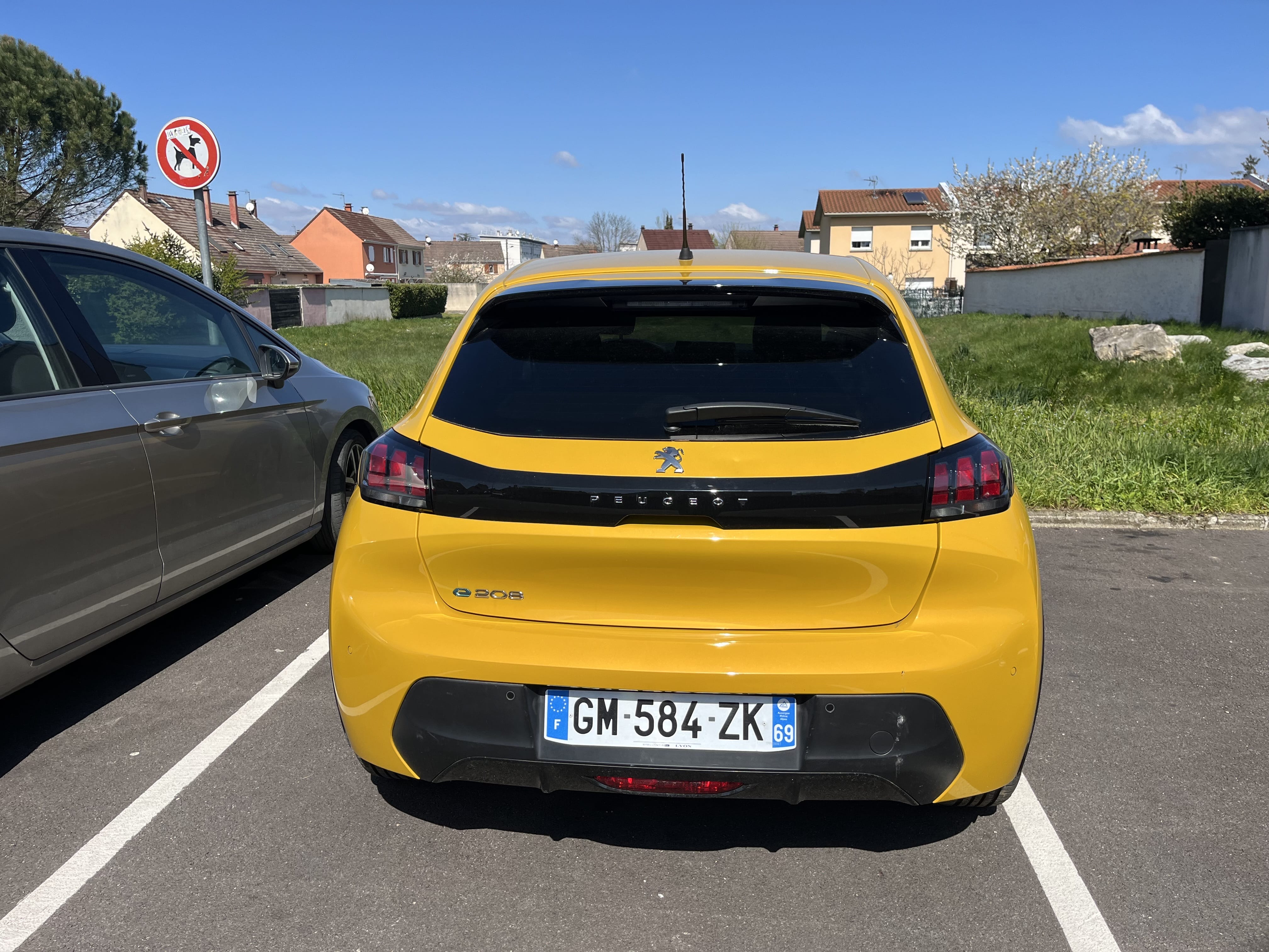 Peugeot 208 avec Régulateur de vitesse