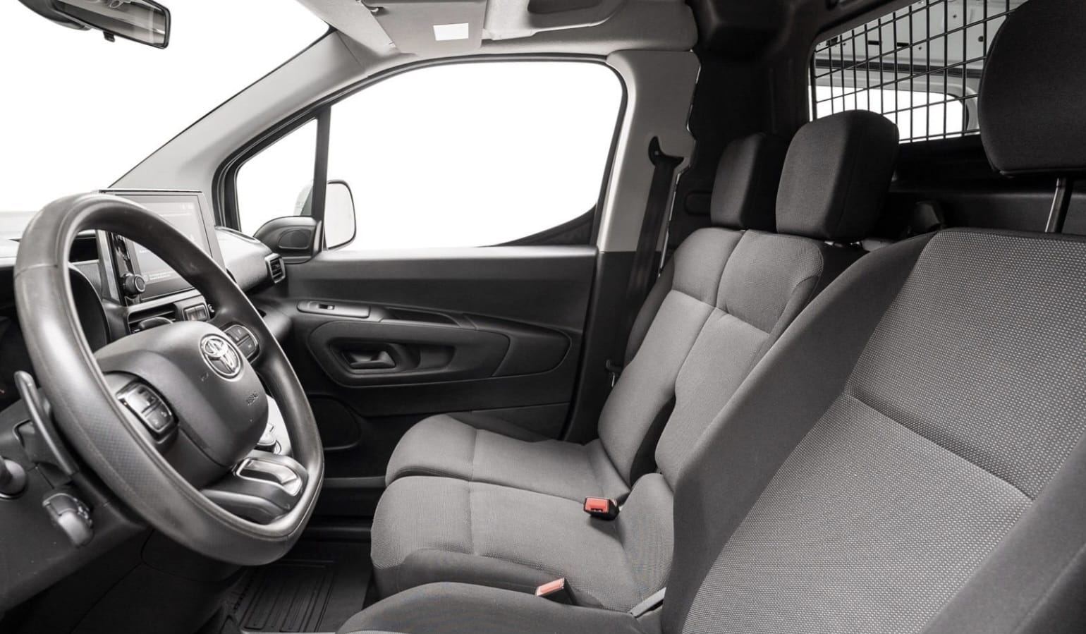 Toyota Proace City with Apple CarPlay