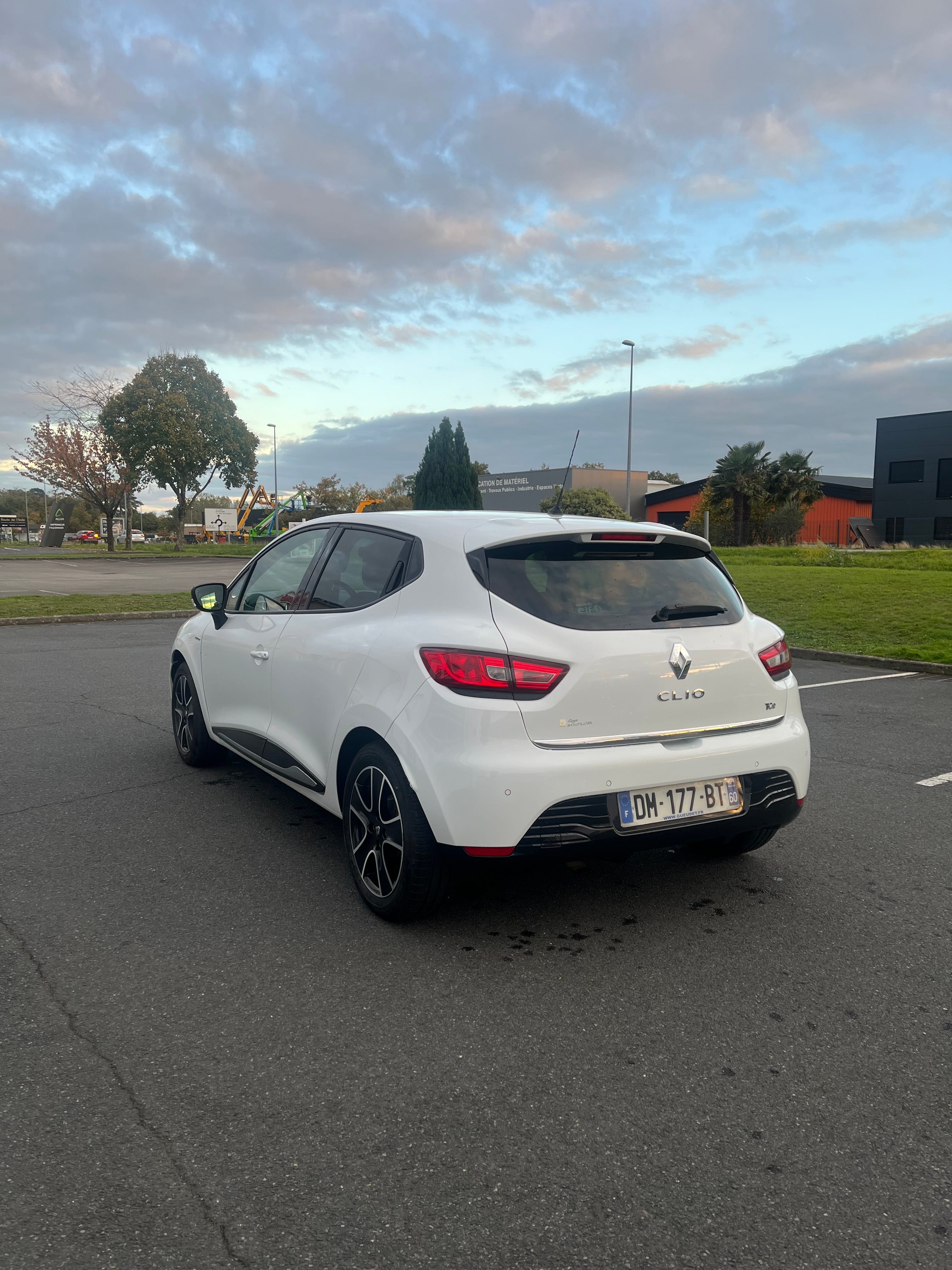 Renault Clio 0.9 tce 90ch mit Tempomat