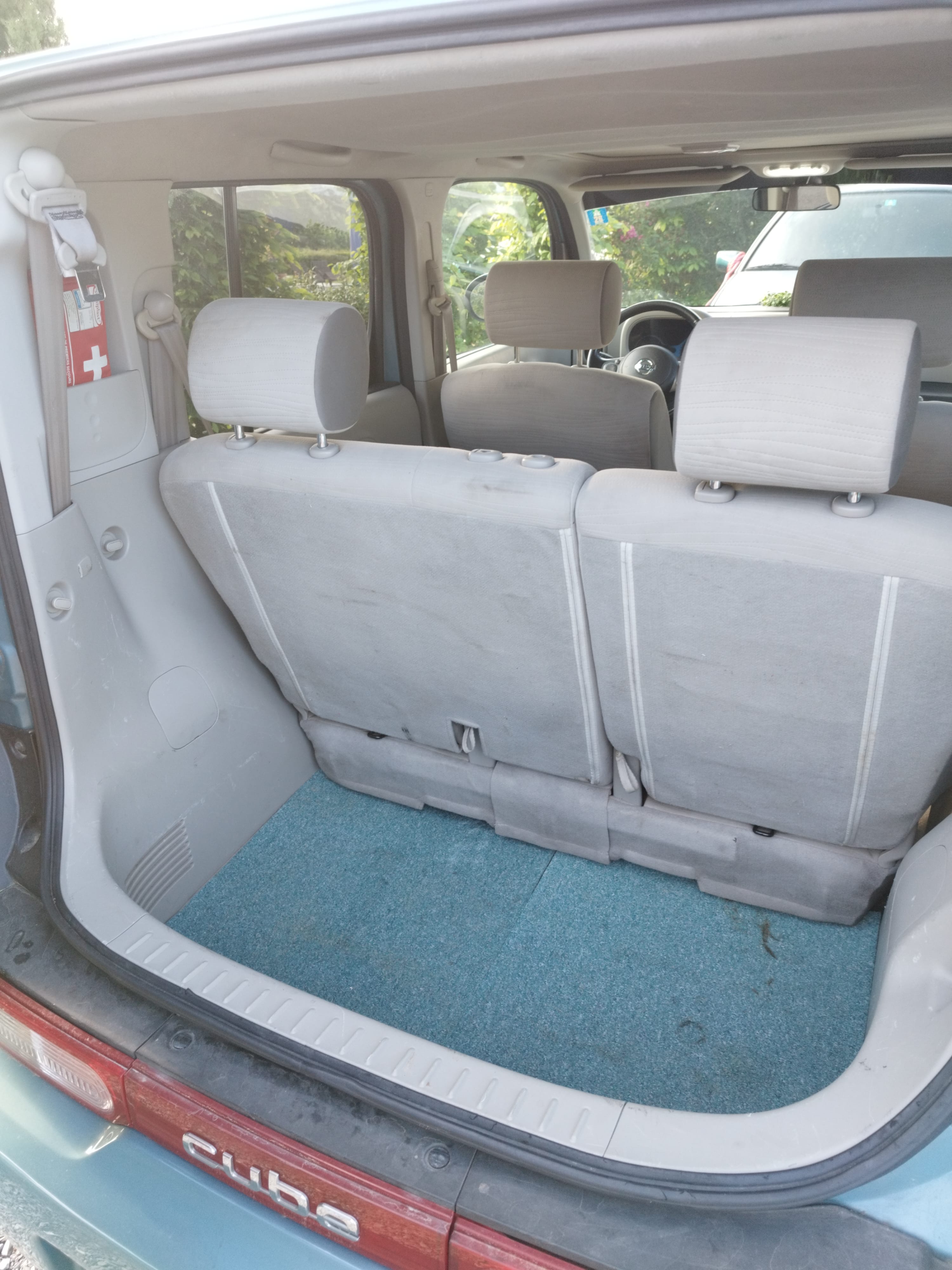 Nissan Cube avec Entrée audio / iPod