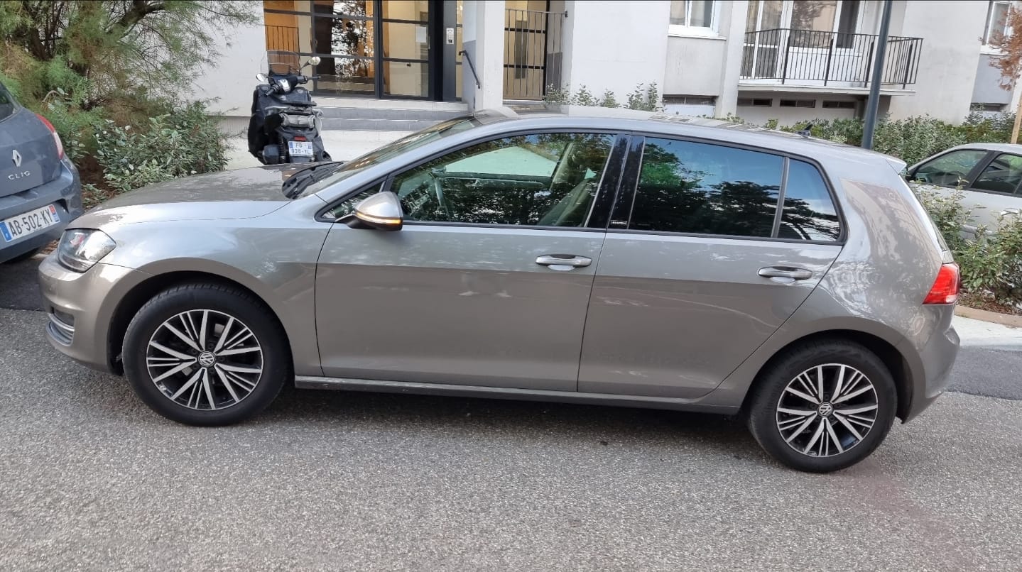 Volkswagen Golf avec Climatisation
