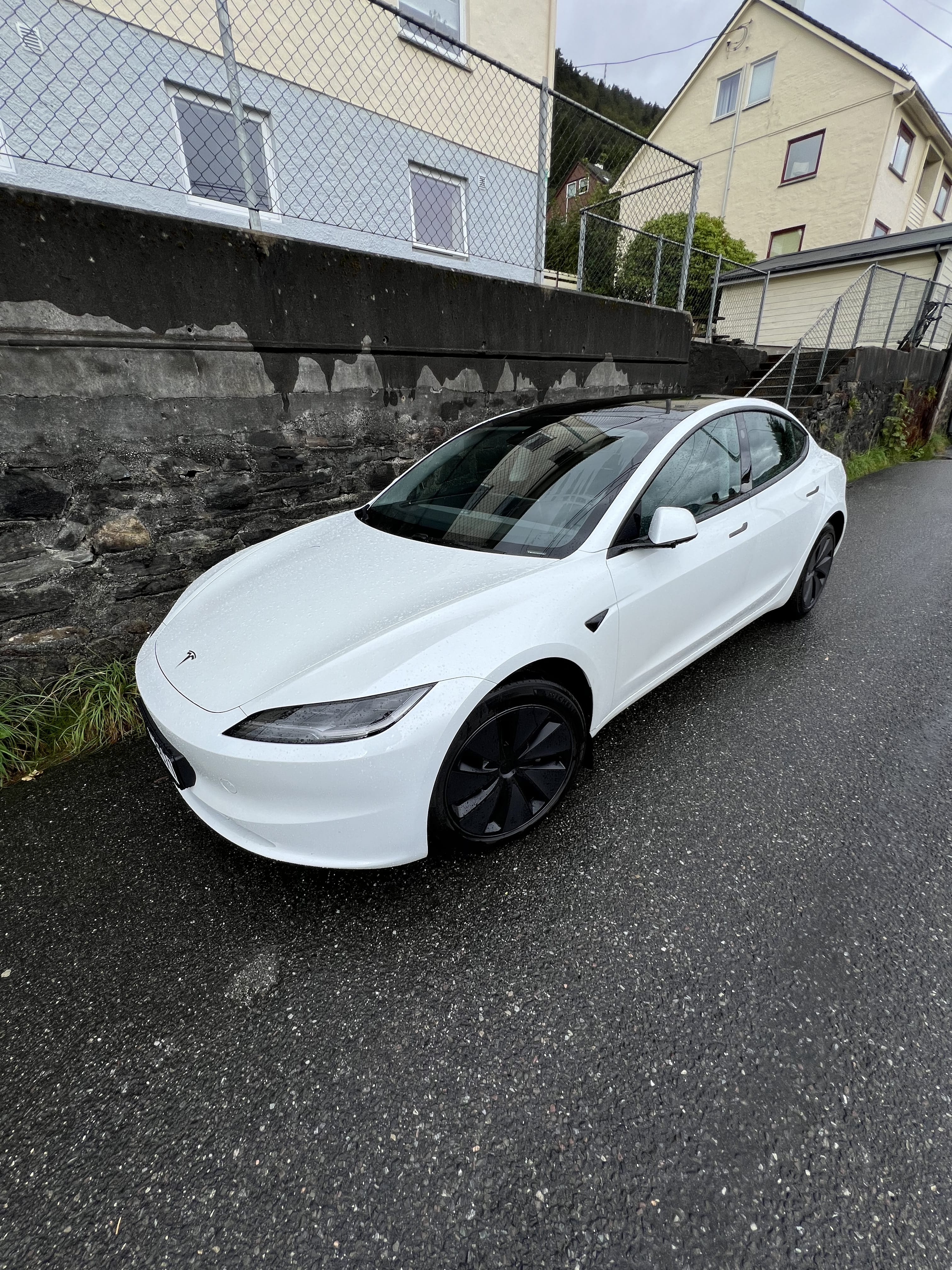 Tesla Model 3 Long Range, 2025, Elektrisk, automatisk