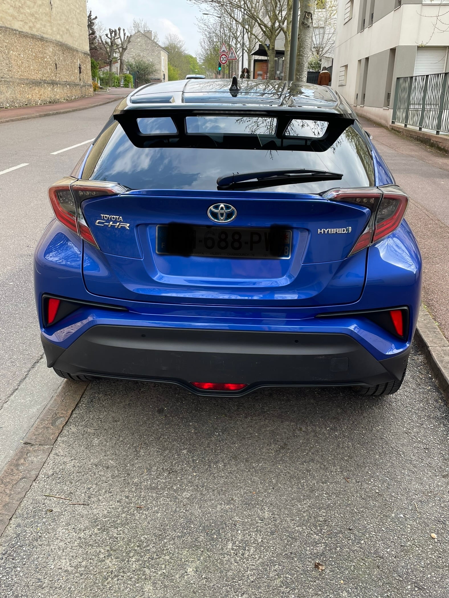Toyota C-HR avec GPS