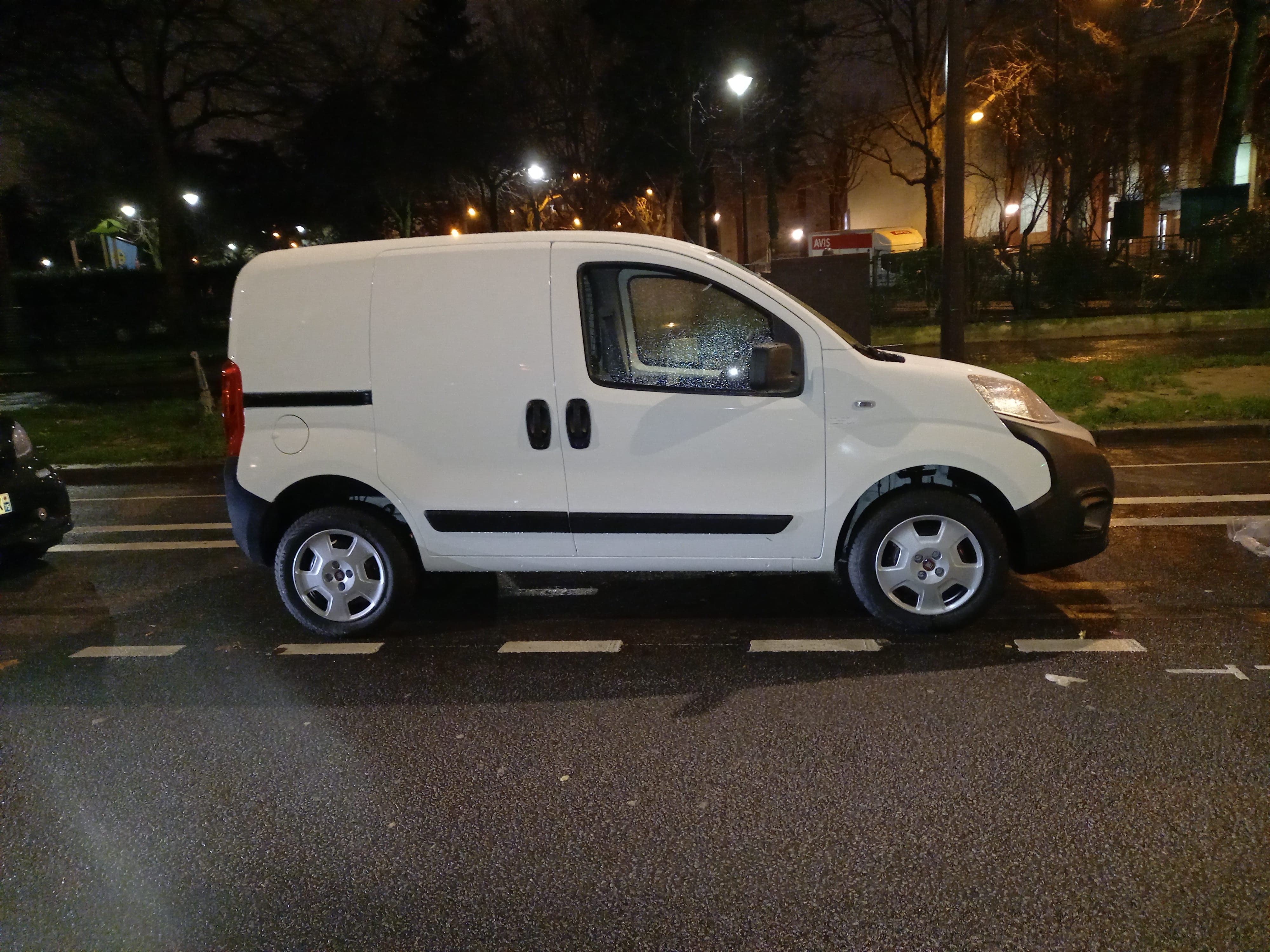 Fiat Fiorino (FW332) (Clim, Bluetooth, USB, GPS,...) #dm avec Climatisation