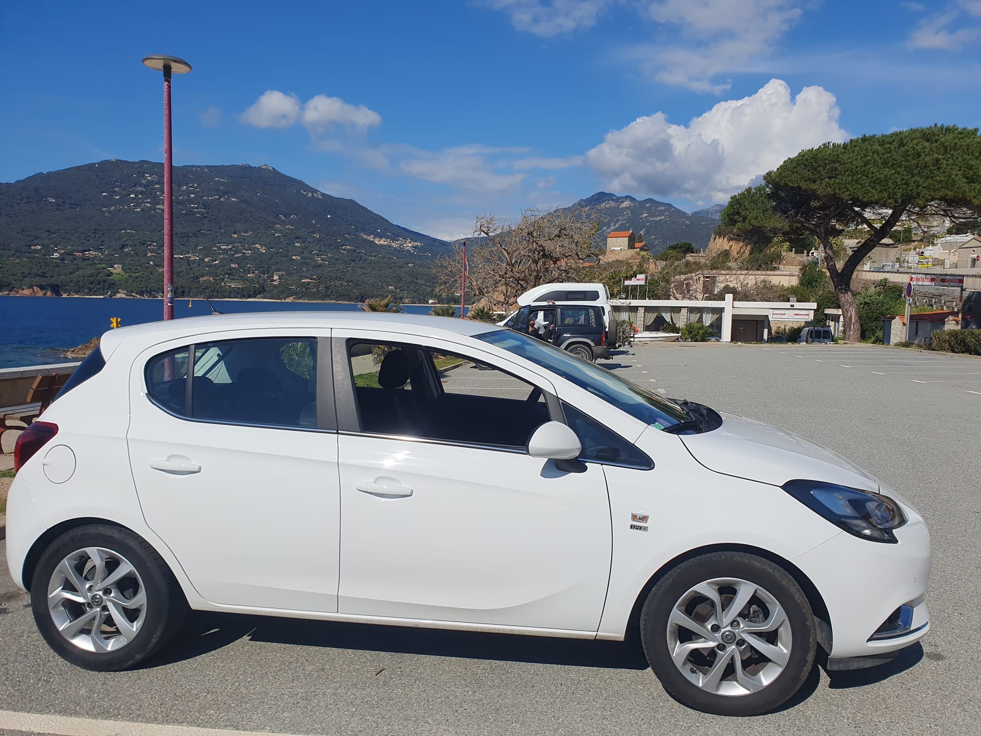 Opel Corsa avec Climatisation