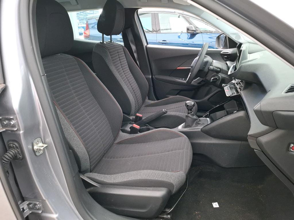 Peugeot 2008 avec GPS