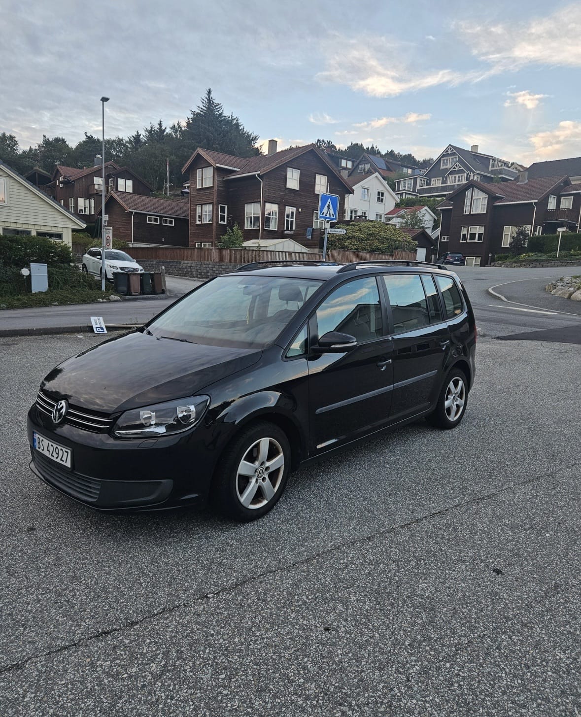 Volkswagen Touran, 2011, Diesel, 7 seter