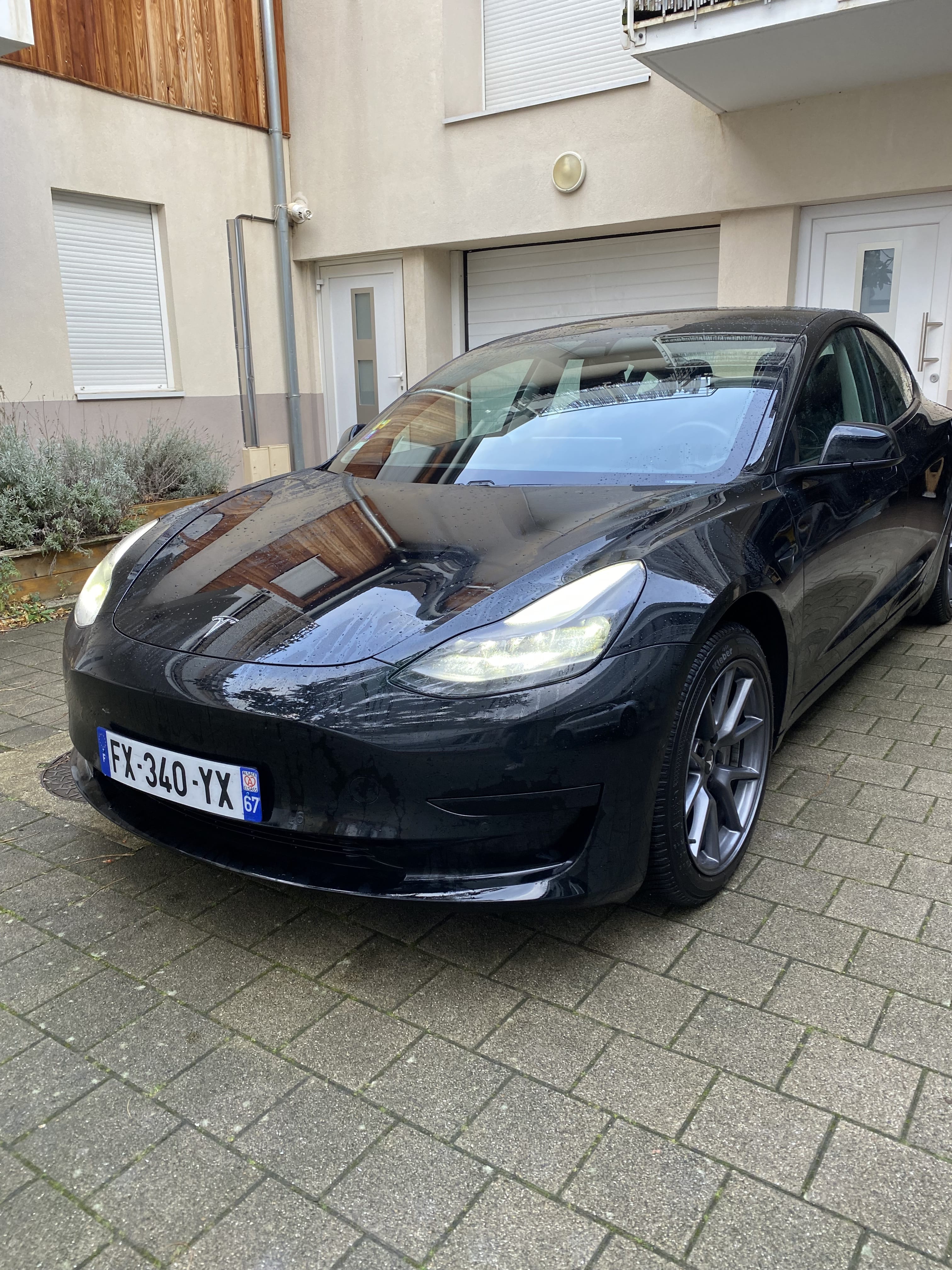 Tesla Model 3 Standard Range Plus, 2021, Électrique, automatique