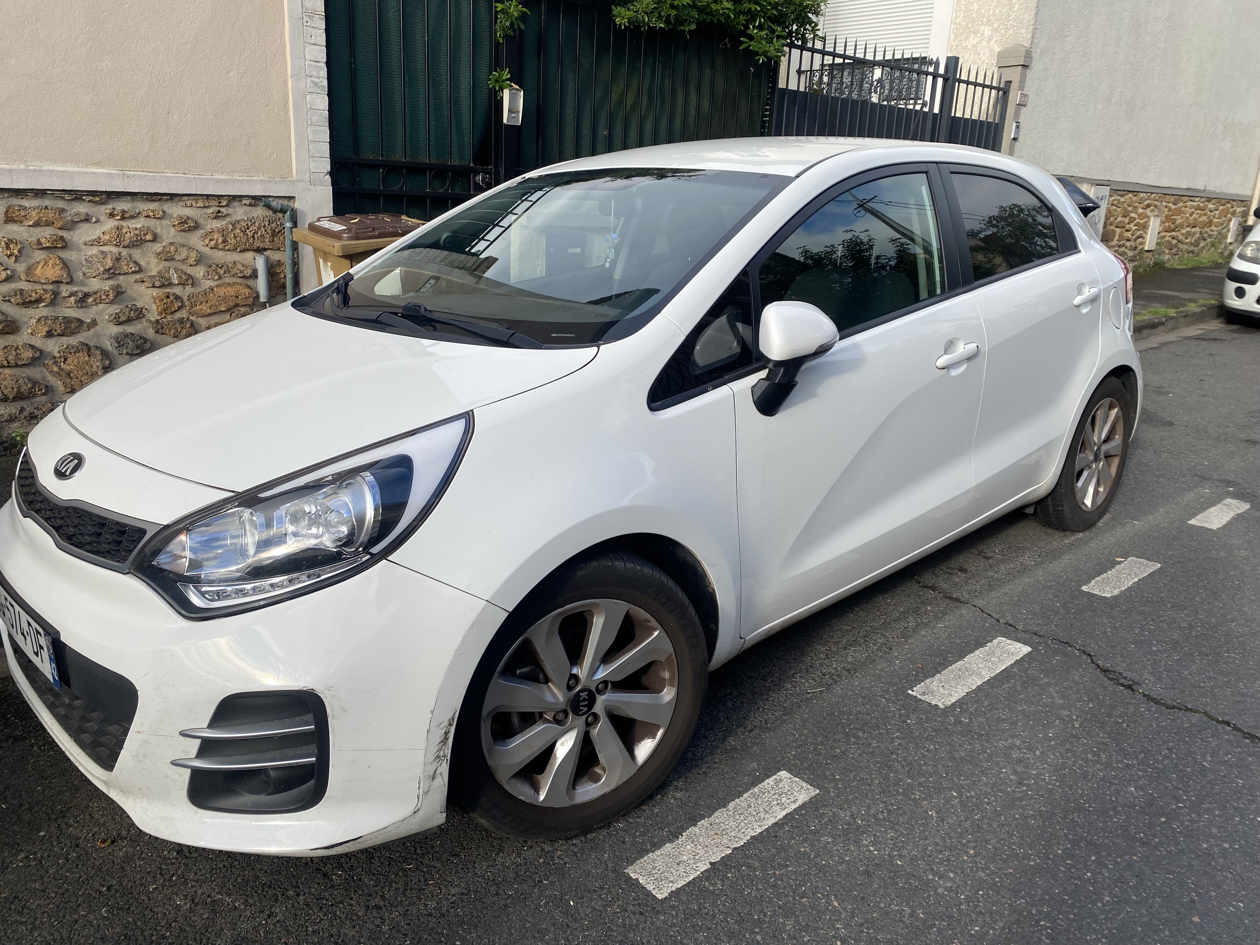 Kia Rio, 2016, Essence 95