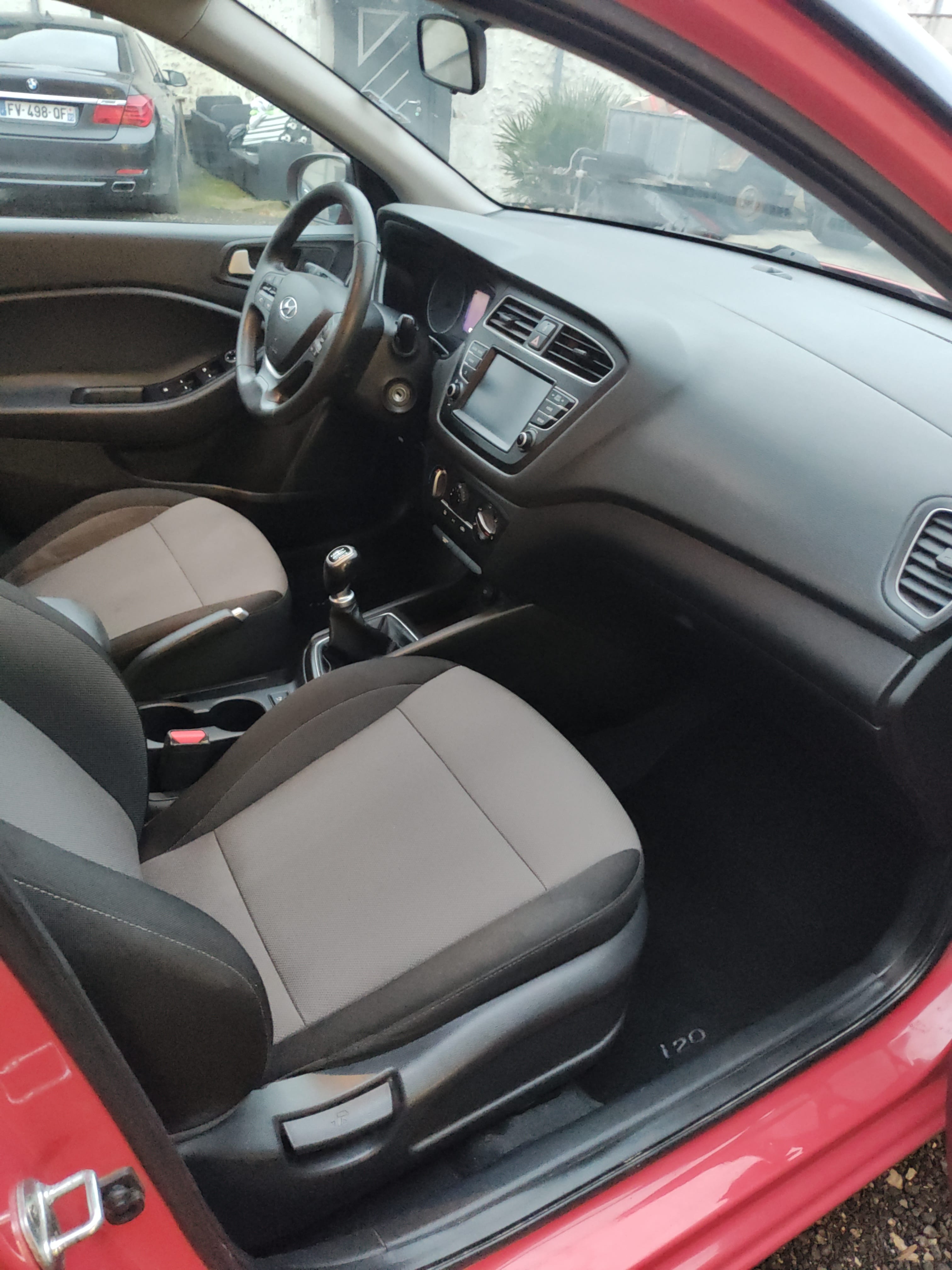 Hyundai i20 avec Entrée audio / iPod