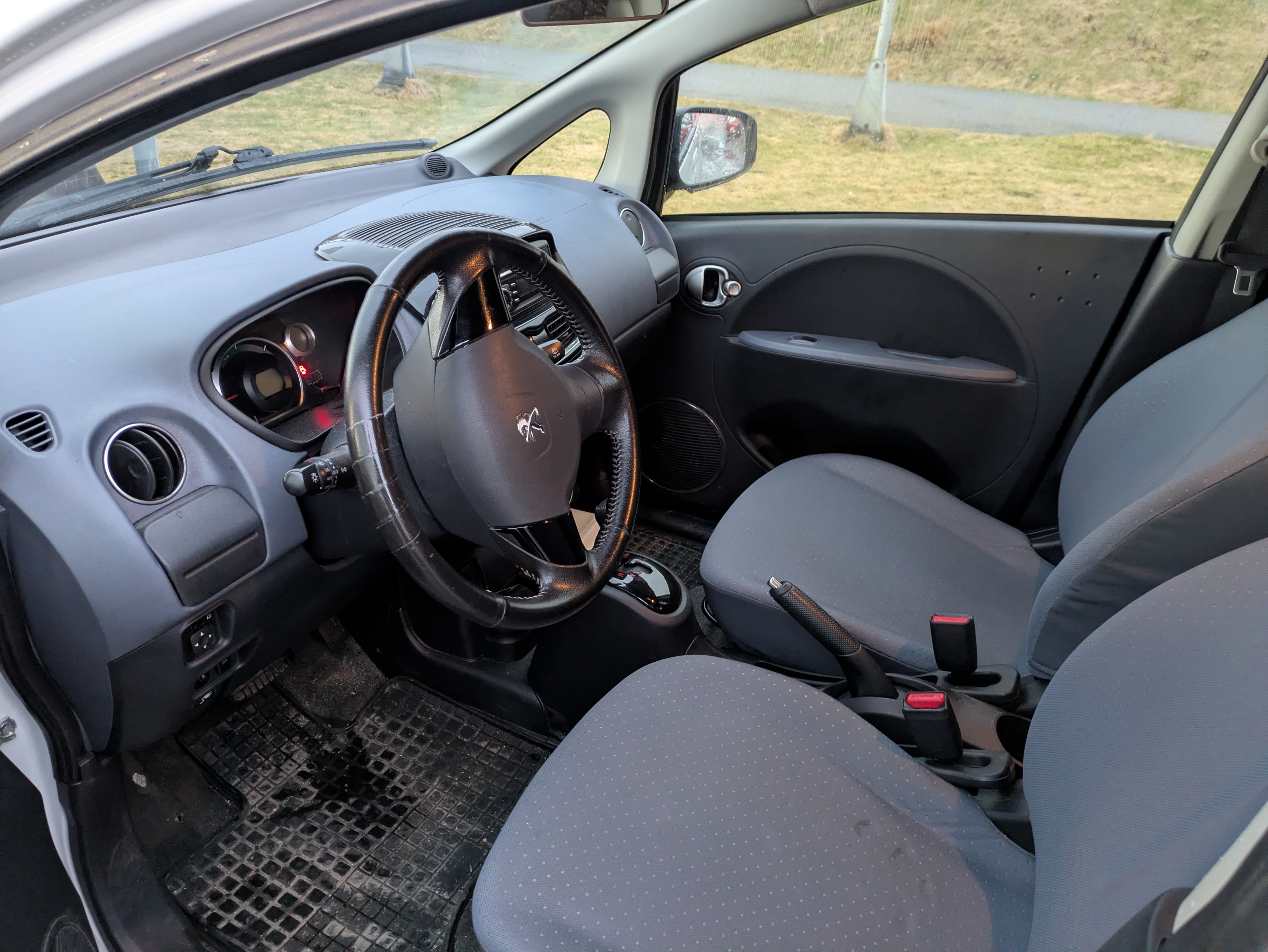 Peugeot iOn med Vinterdekk