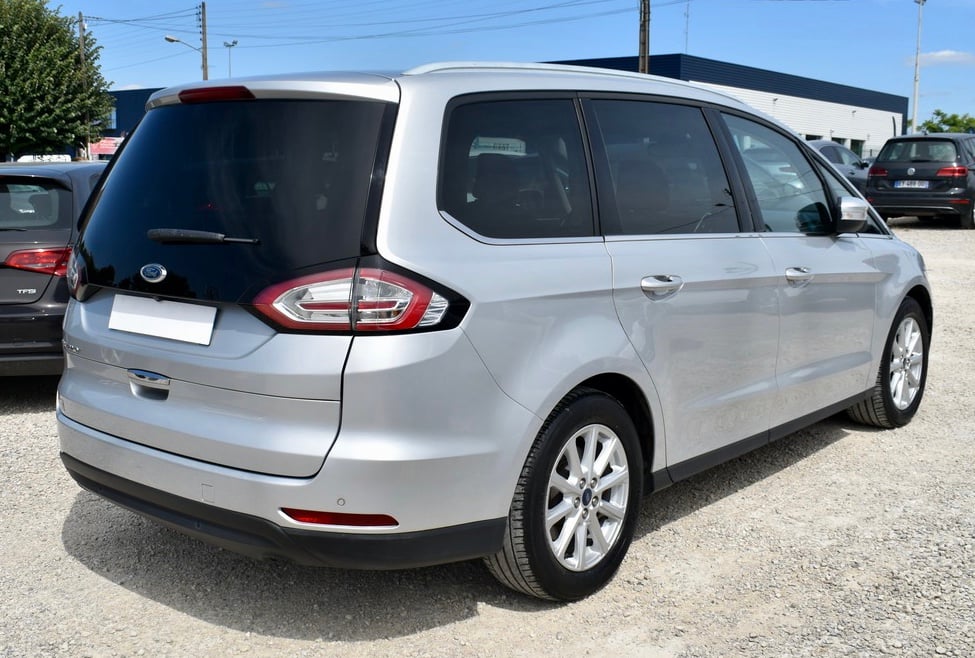 Ford Galaxy avec GPS