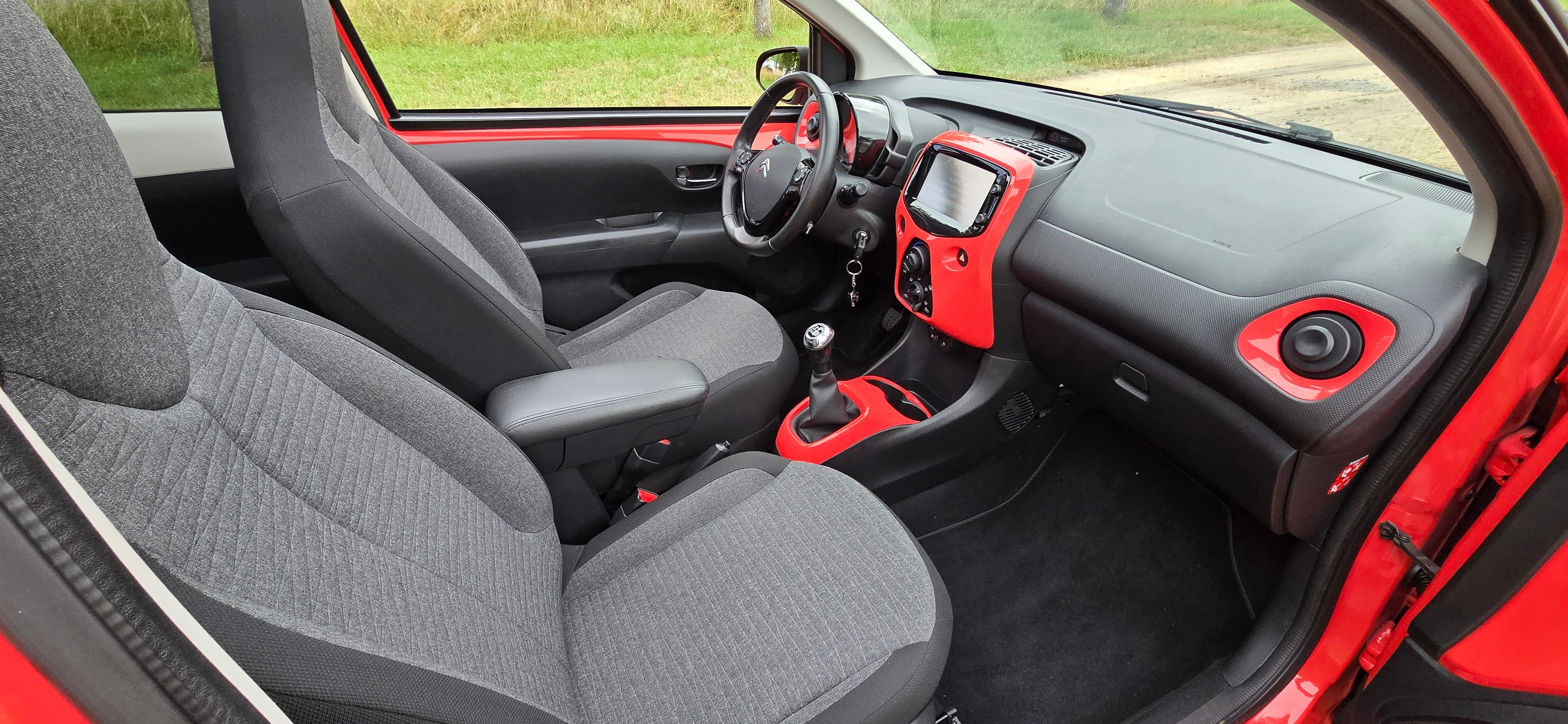 Citroen C1 II 82cv  toit découvrable avec Entrée audio / iPod