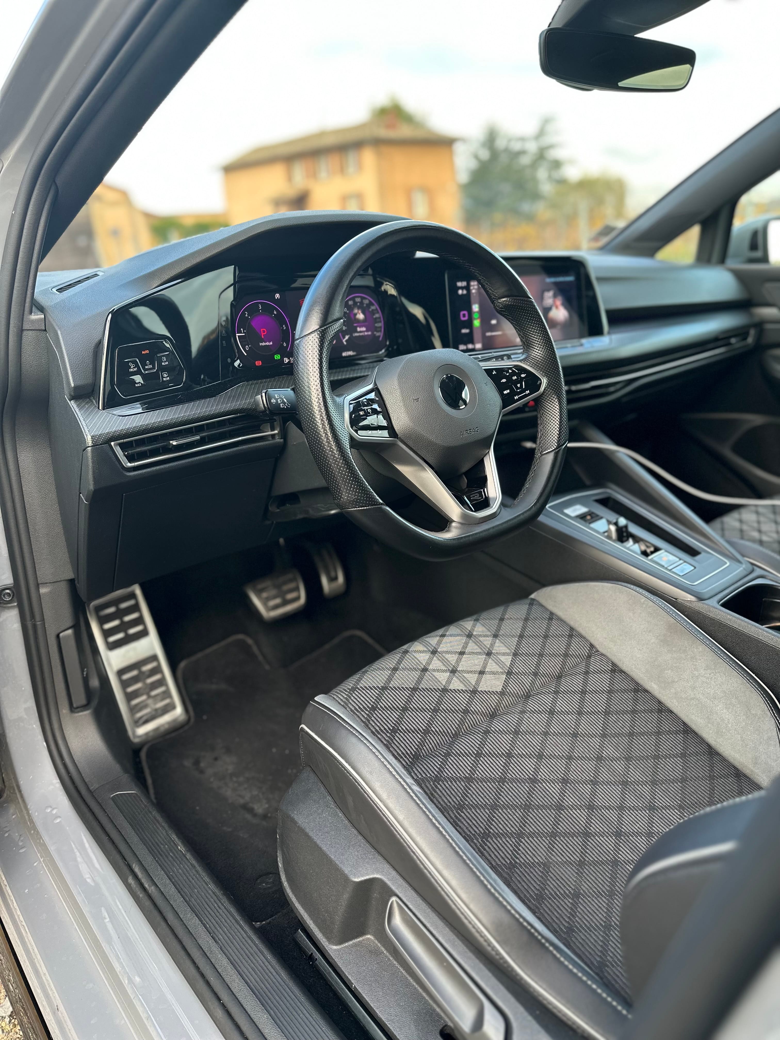 Volkswagen Golf avec Audio Bluetooth