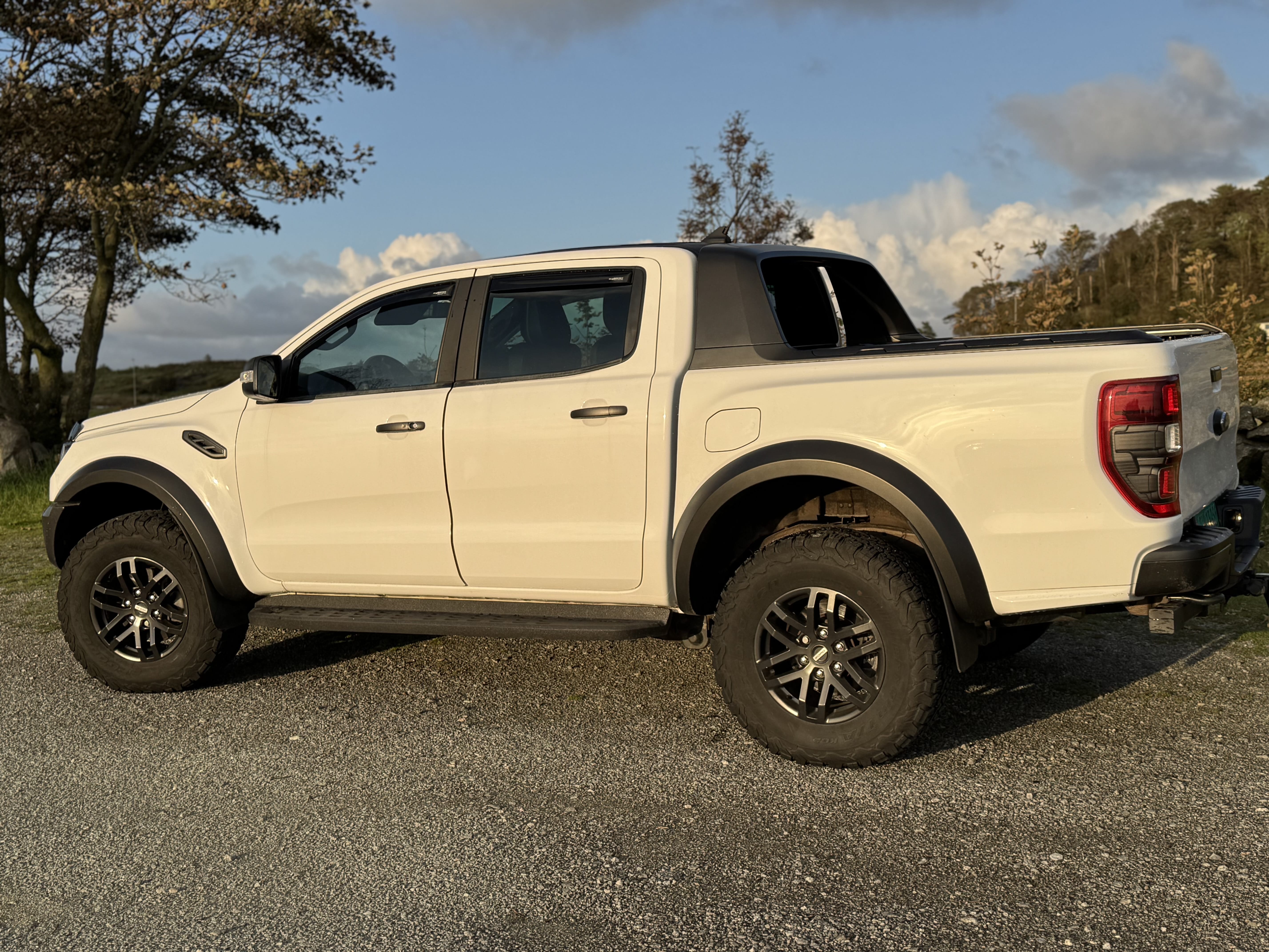 Ford Ranger Dobbelt Førerhus 2.0 Diesel  auto with GPS