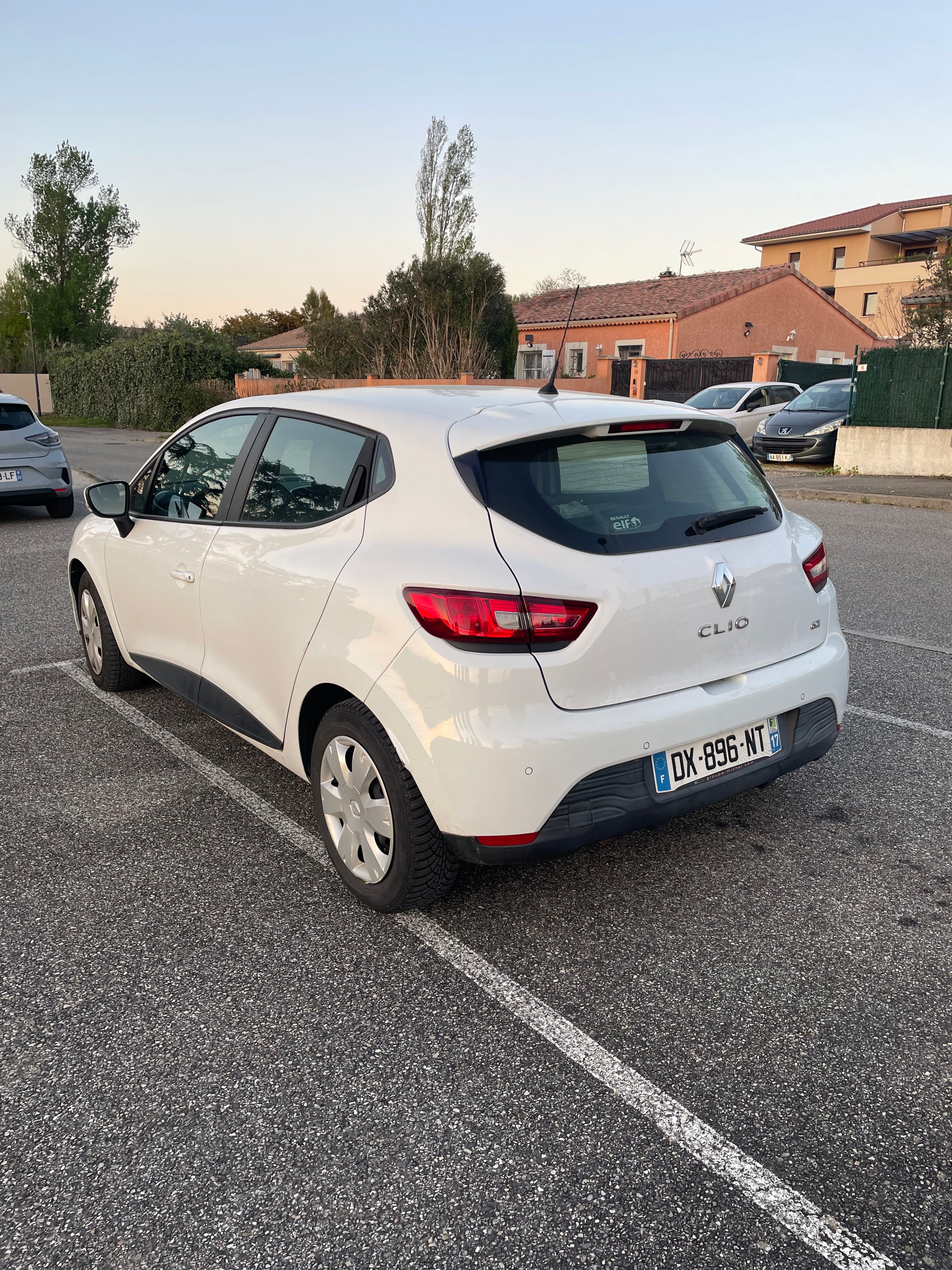 Renault Clio Société avec GPS