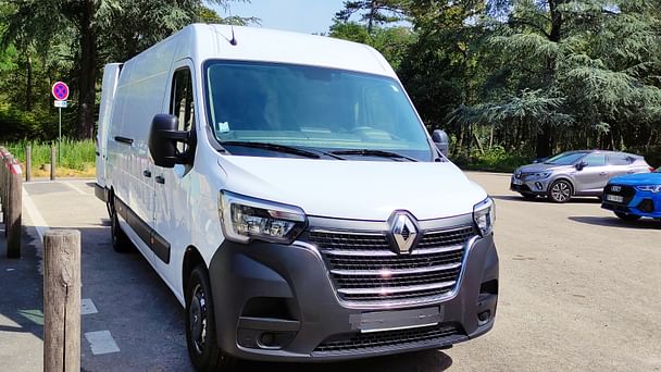 Renault Master 13m3 L3H2 parking gratuit, Diable+Couvertures+Sangles