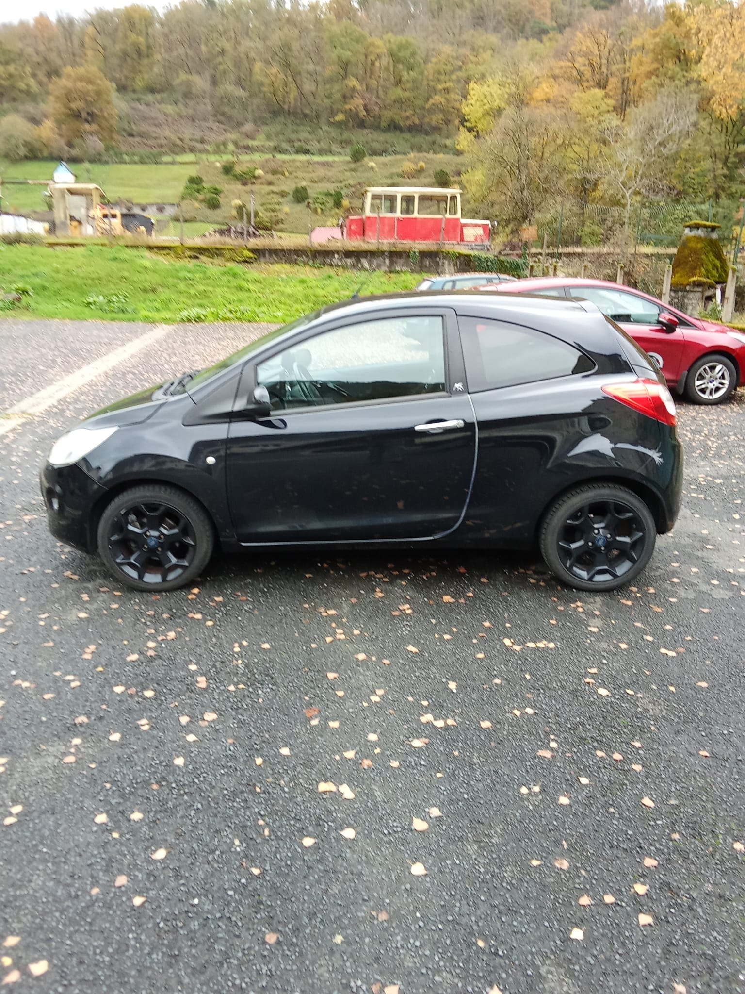 Ford KA+ 1.2 69 chevaux start and stop toutes options avec Climatisation