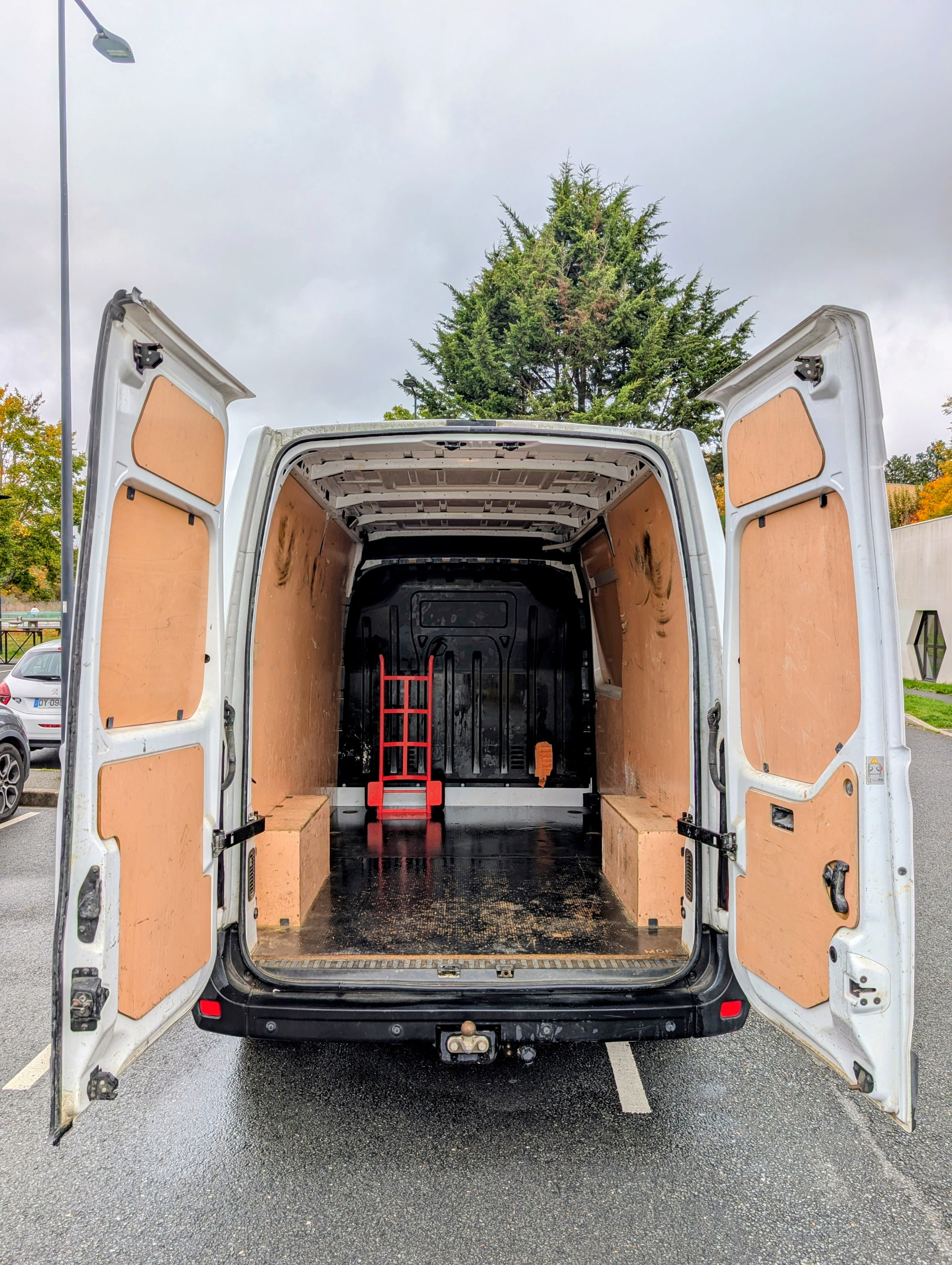 Opel Movano avec Entrée audio / iPod