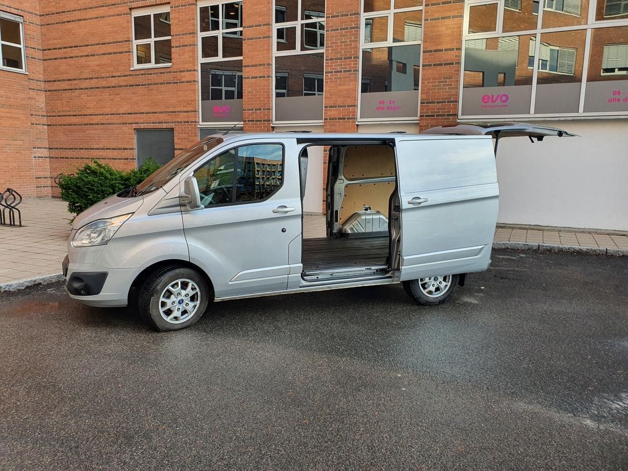 Ford Transit Custom Varebil med Aircondition