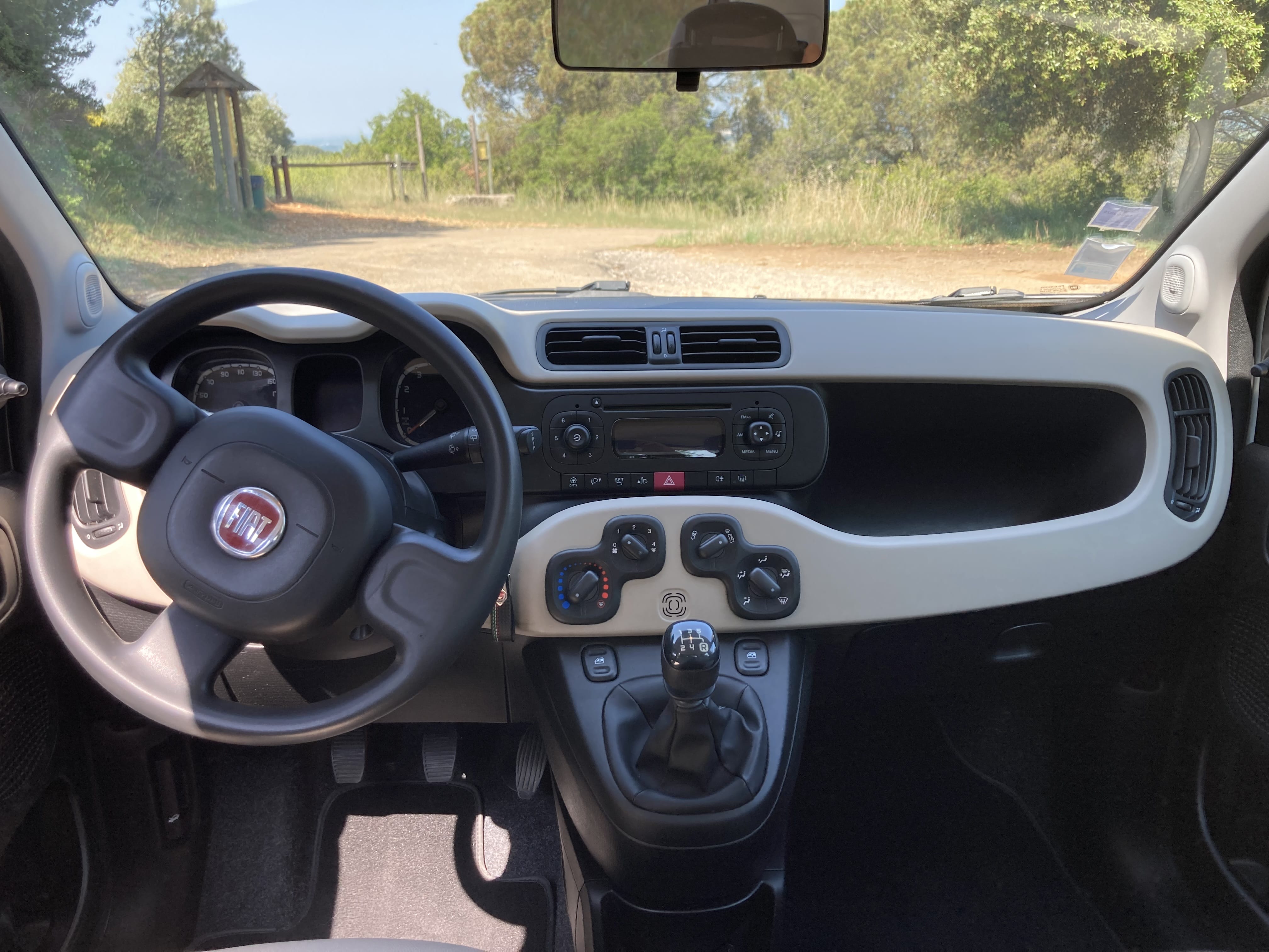 Fiat Panda EASY ESSENCE with Bluetooth audio