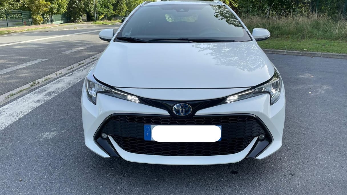 Toyota Corolla Break Hybride Touring Sports Dynamic Business avec Caméra de recul