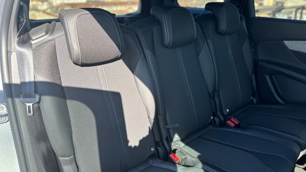 Peugeot 5008 GT - 7 Places avec Chaines