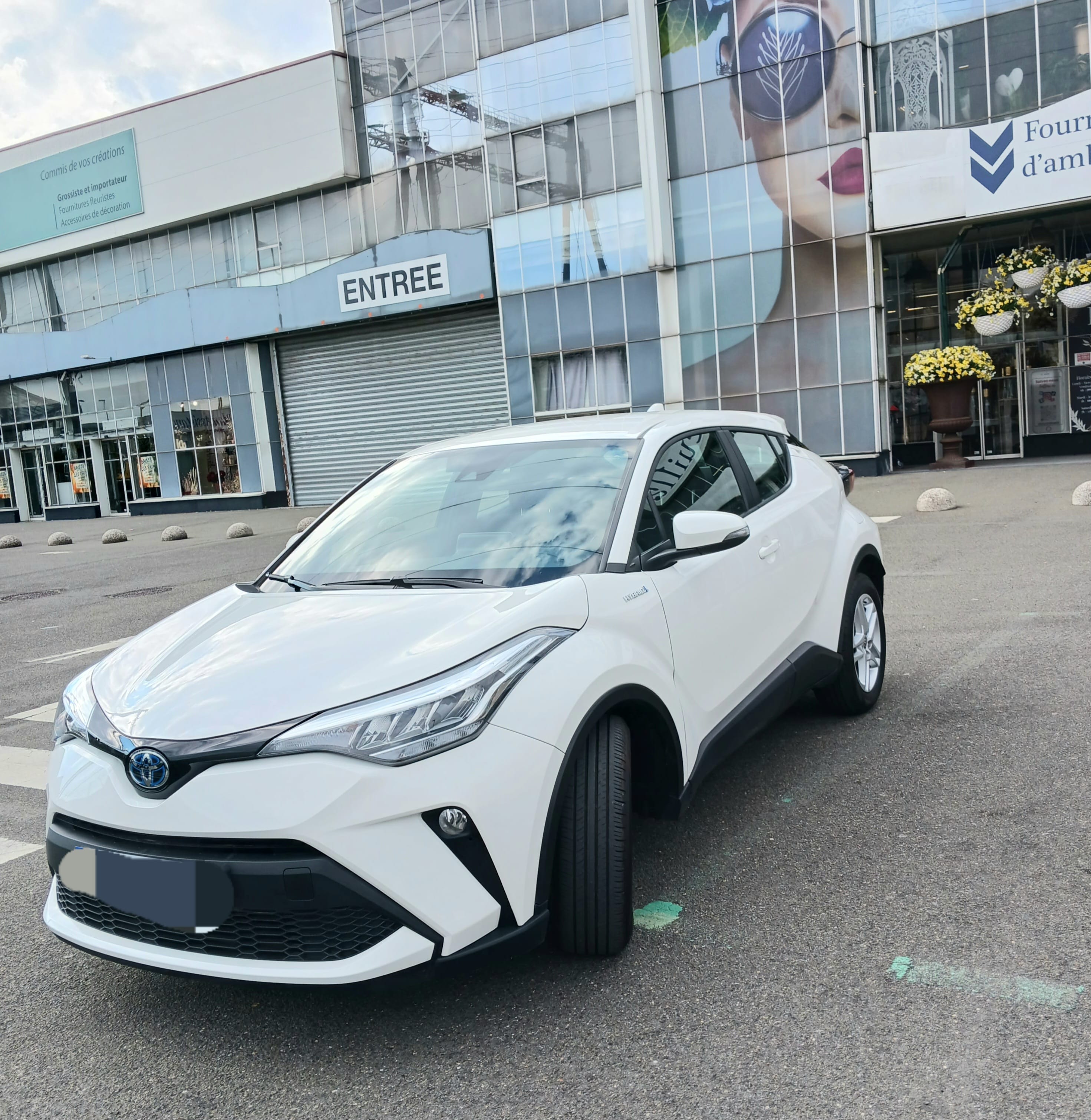 Toyota C-HR, 2021, Essence 98 / Électrique (hybride), automatique