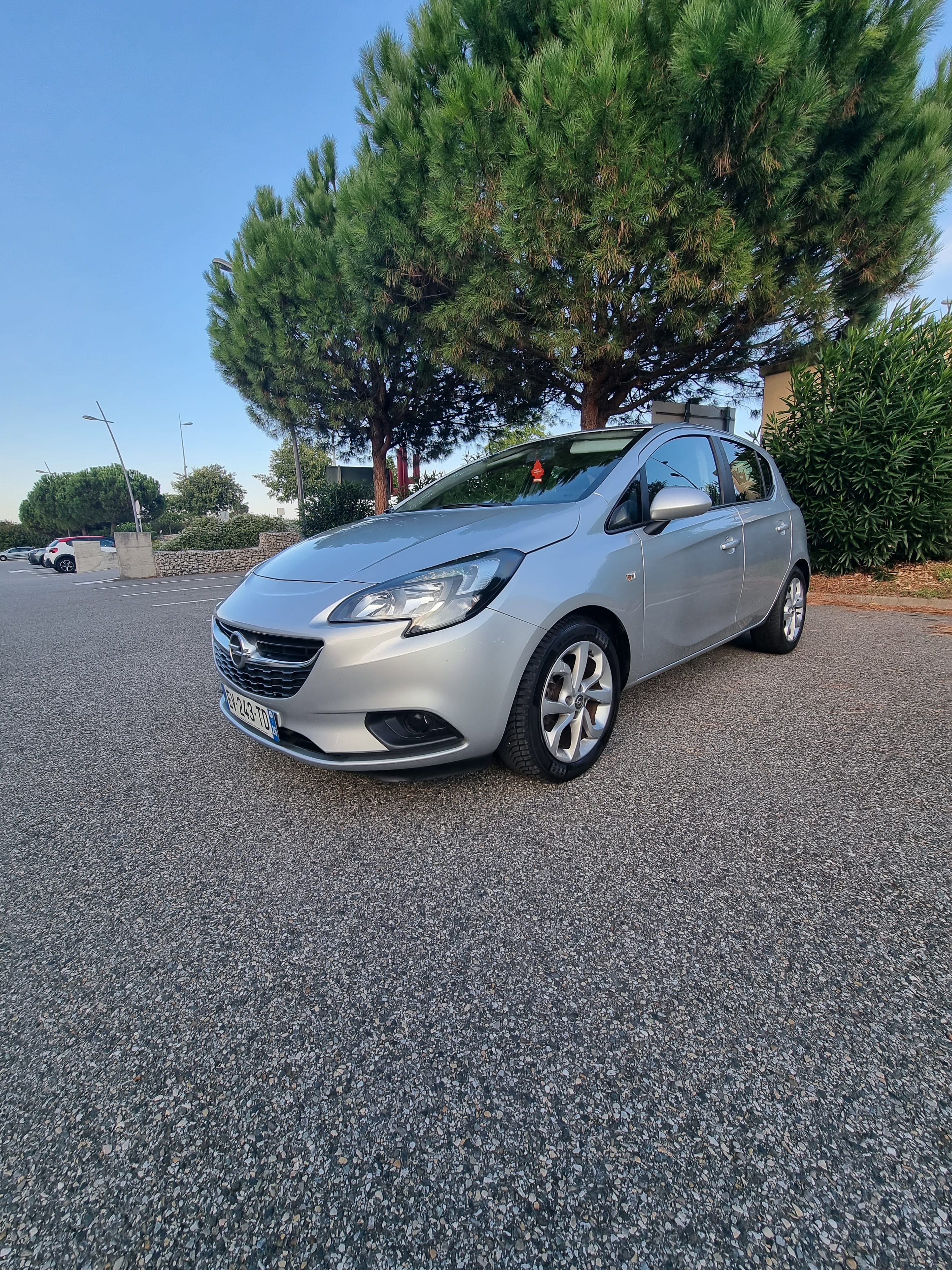 Opel Corsa avec Audio Bluetooth
