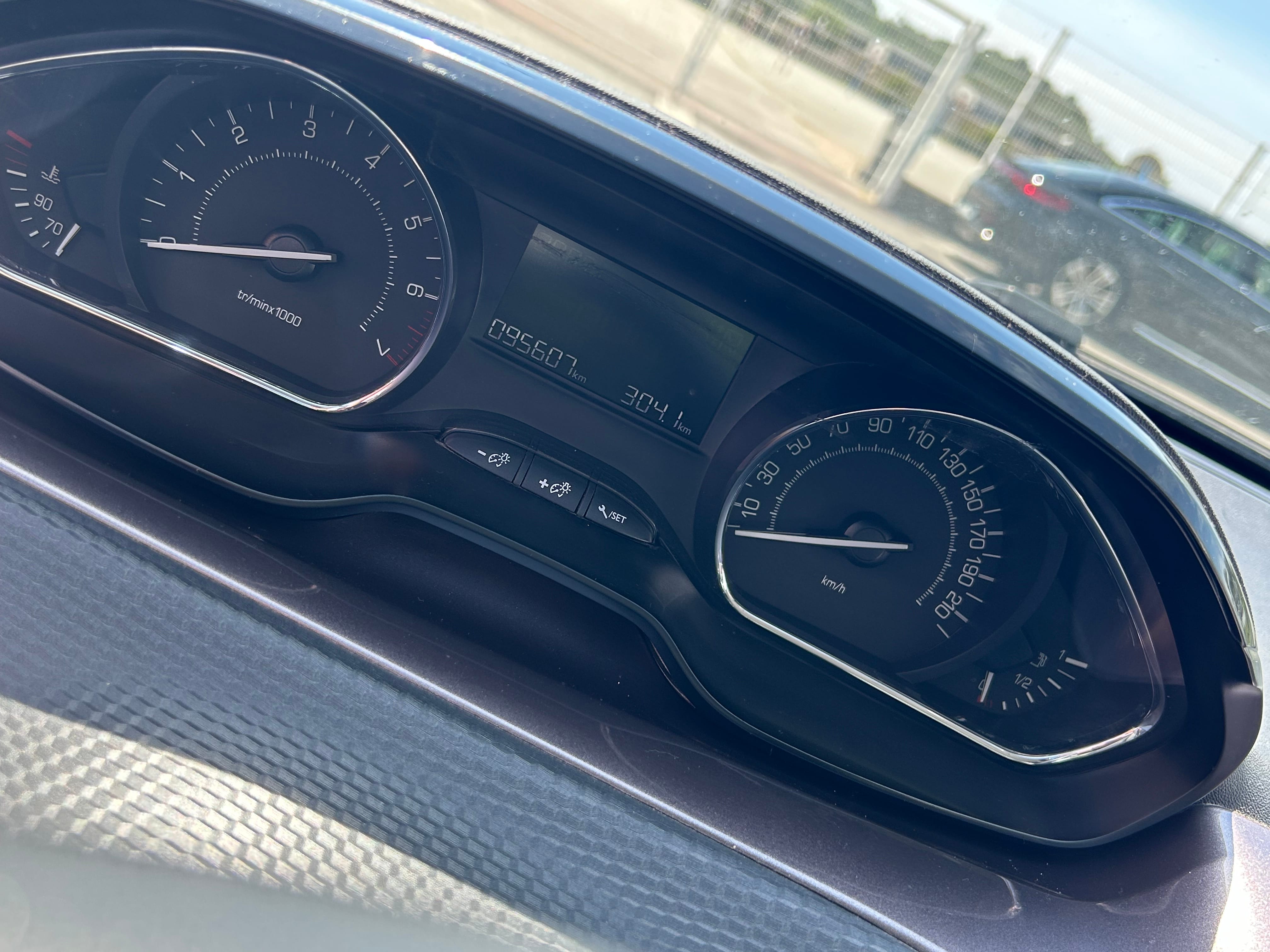 Peugeot 2008 avec Android Auto
