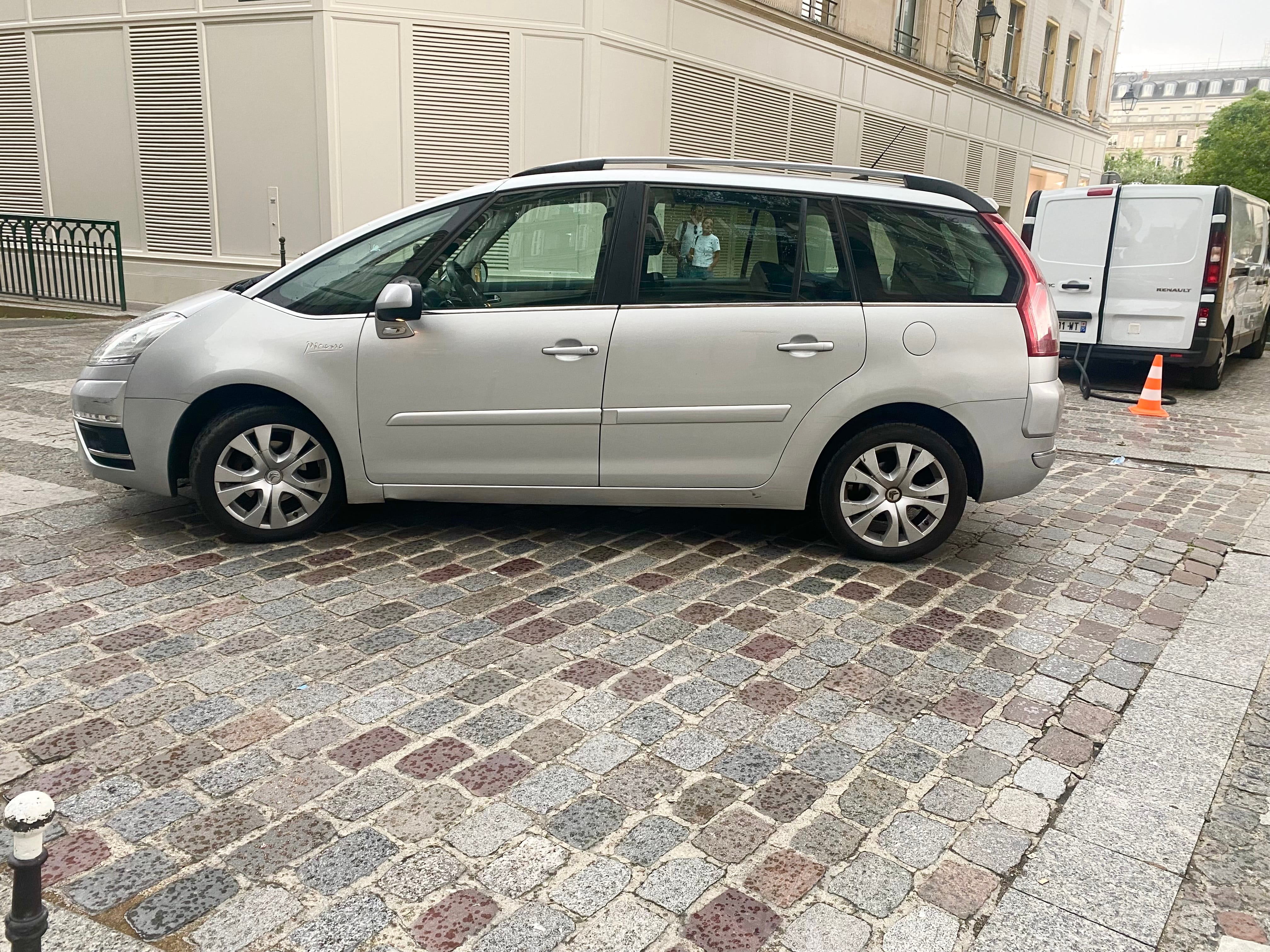 Citroen C4 Grand Picasso Automatique avec Siège bébé