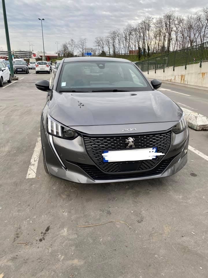 Peugeot 208 GT Line, 2021, Essence 95
