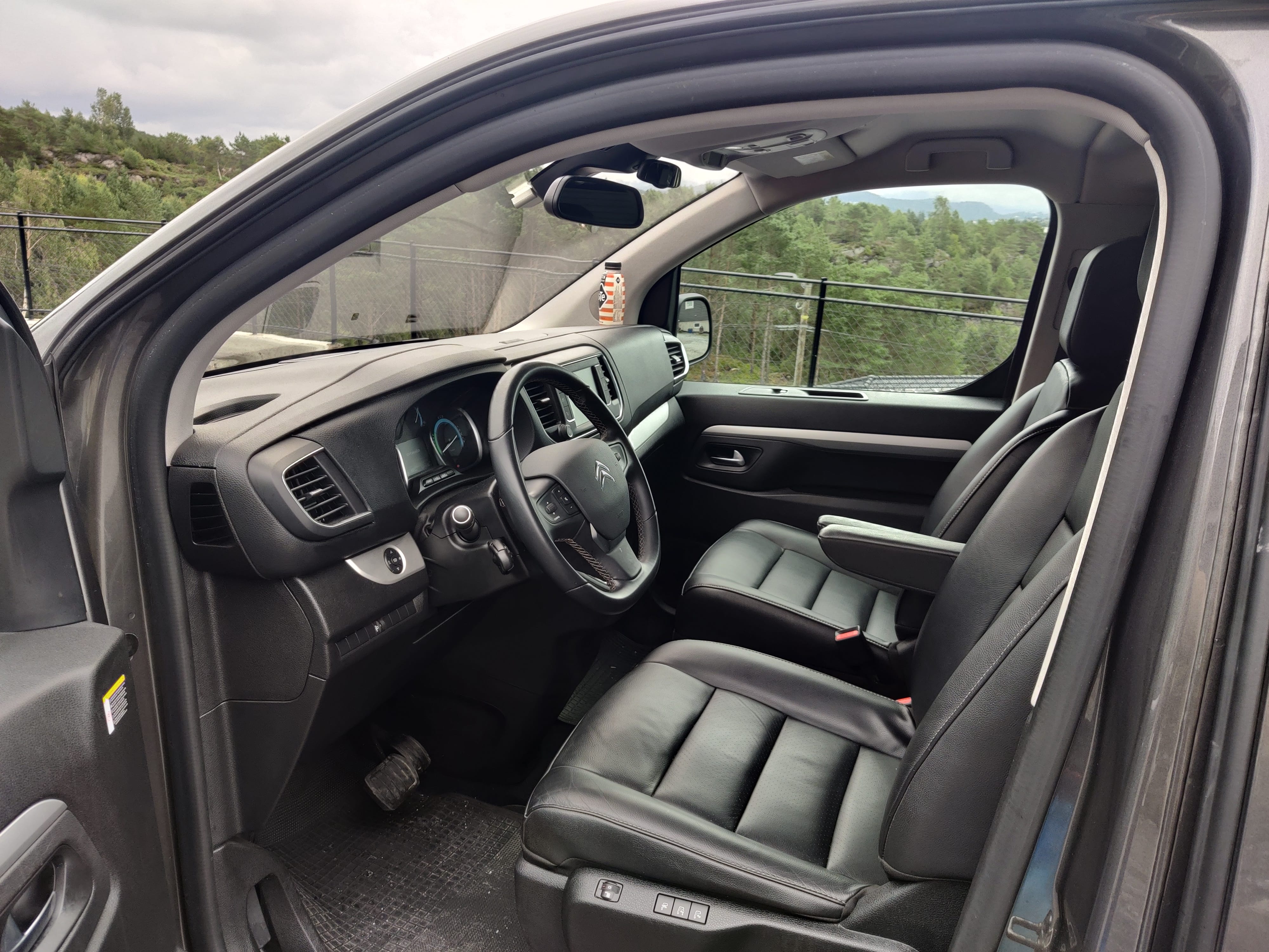Citroen SpaceTourer 75kW med GPS