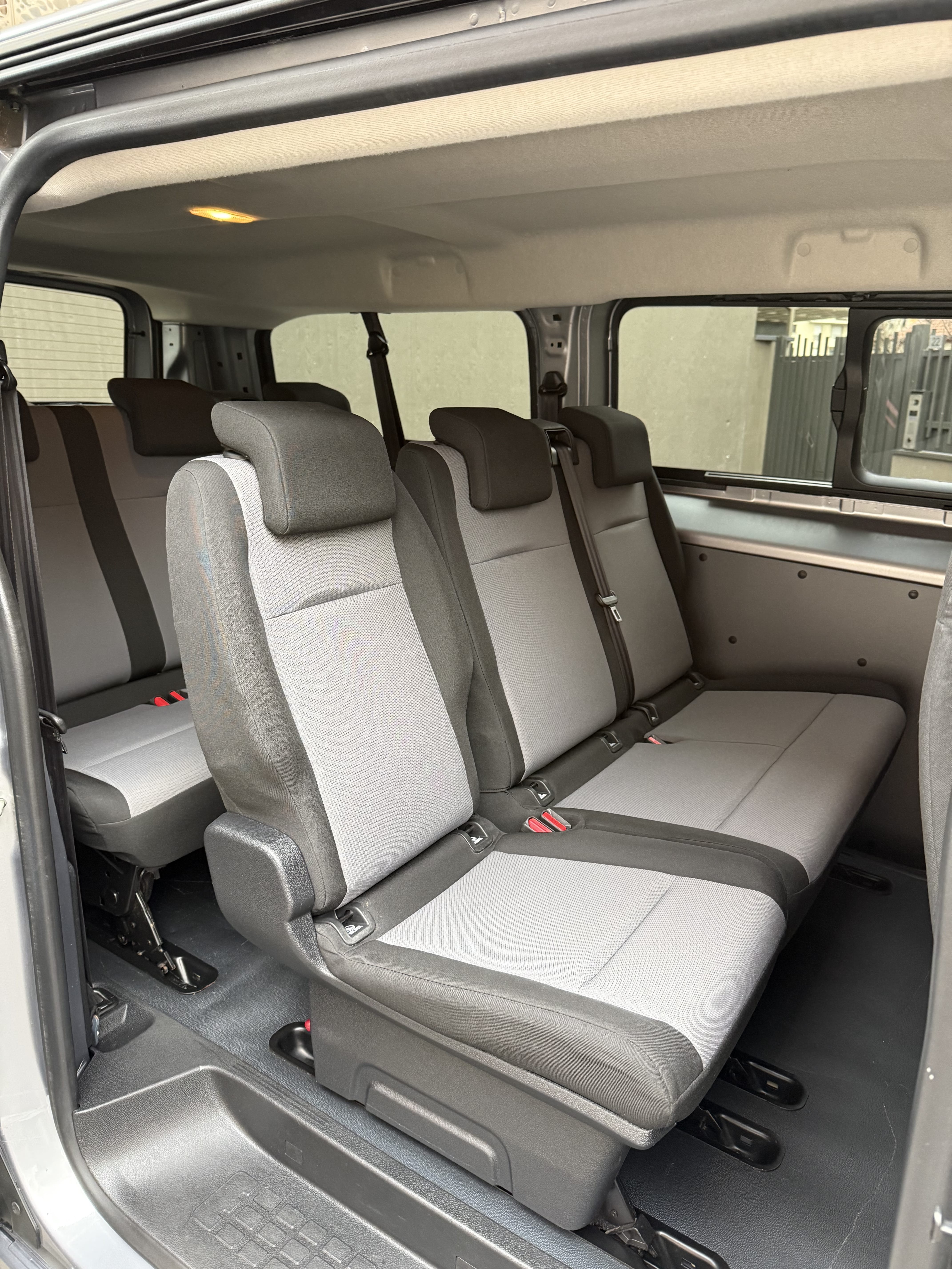 Toyota Proace Combi - 9 places avec Apple CarPlay
