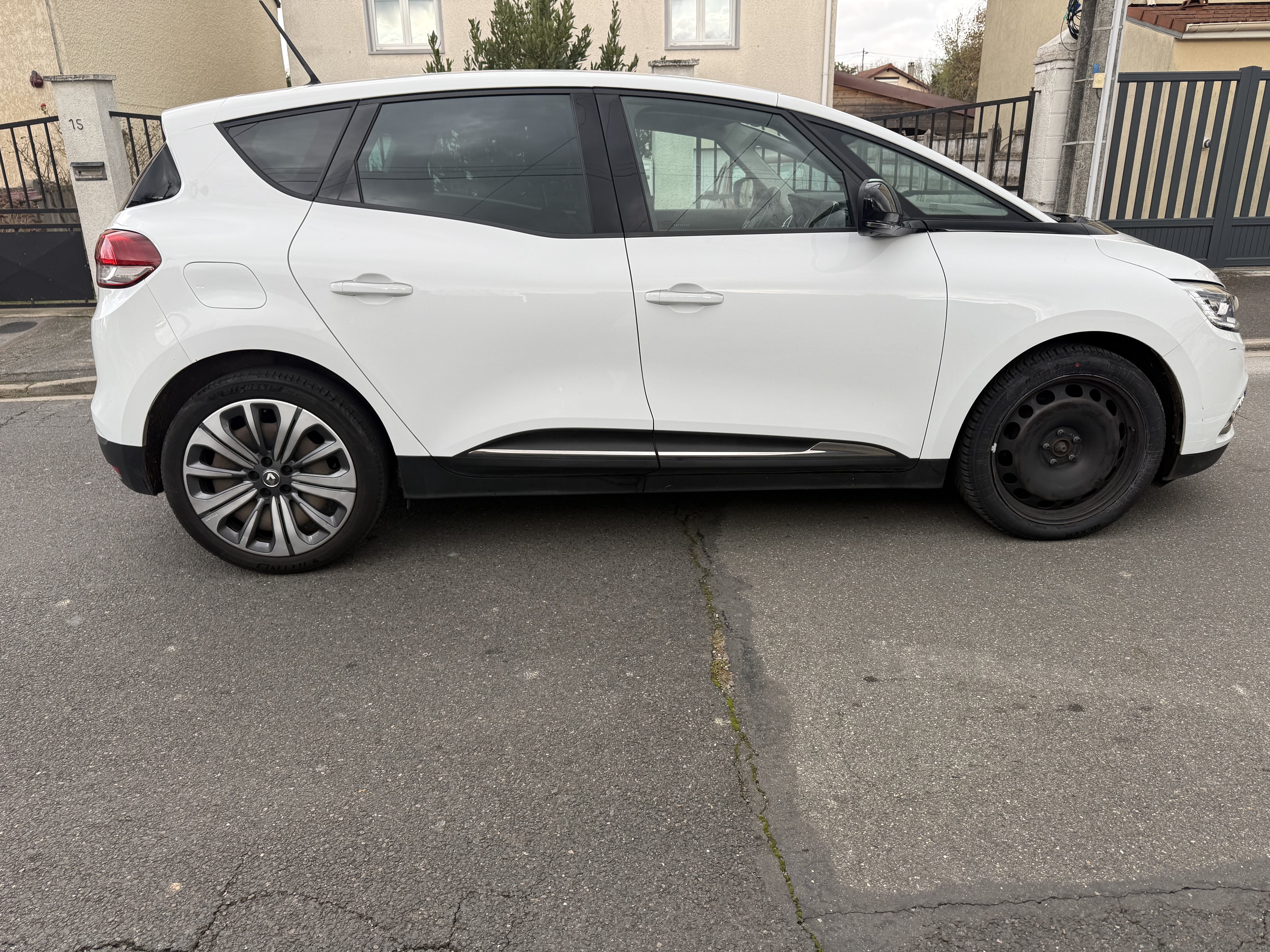 Renault Scenic avec Audio Bluetooth