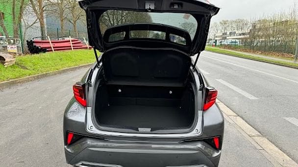 Toyota C-HR Hybrid avec Audio Bluetooth
