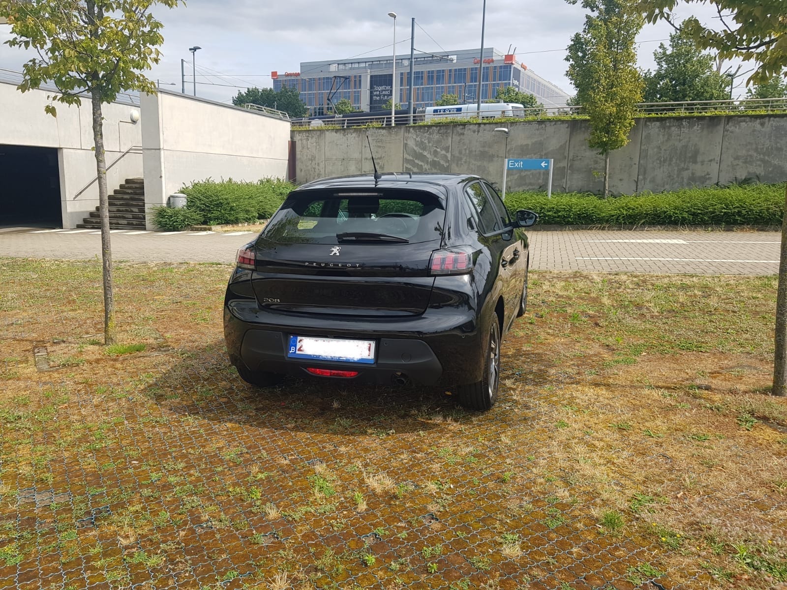 Peugeot 208 1.2 PureTech 100ch met Bluetooth audio